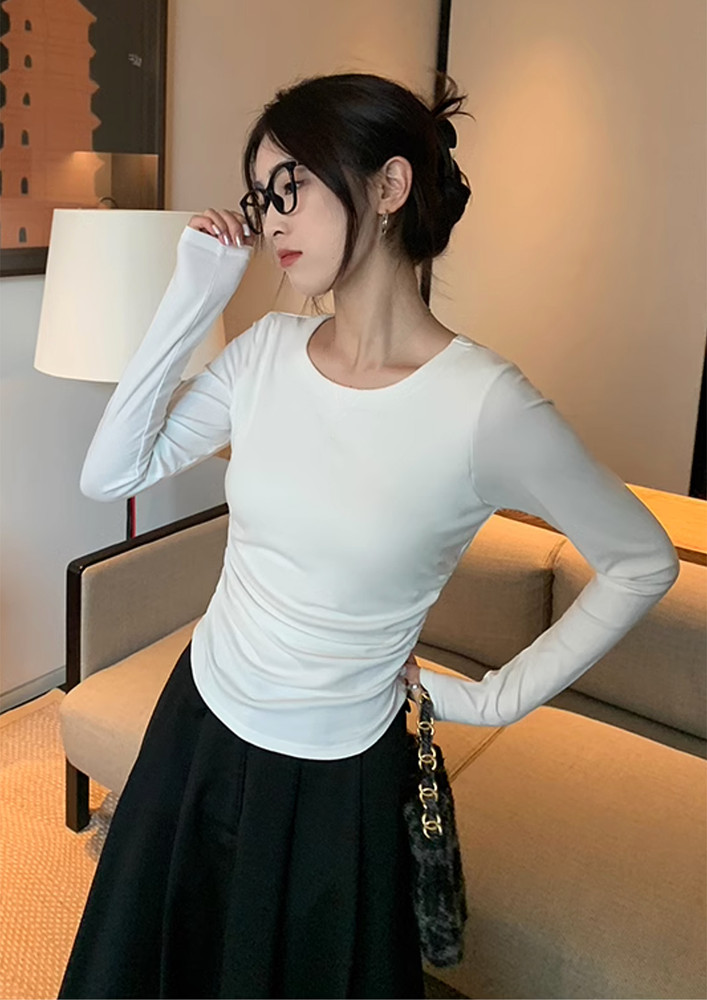 KNITTED WHITE RUCHED DETAIL T-SHIRT