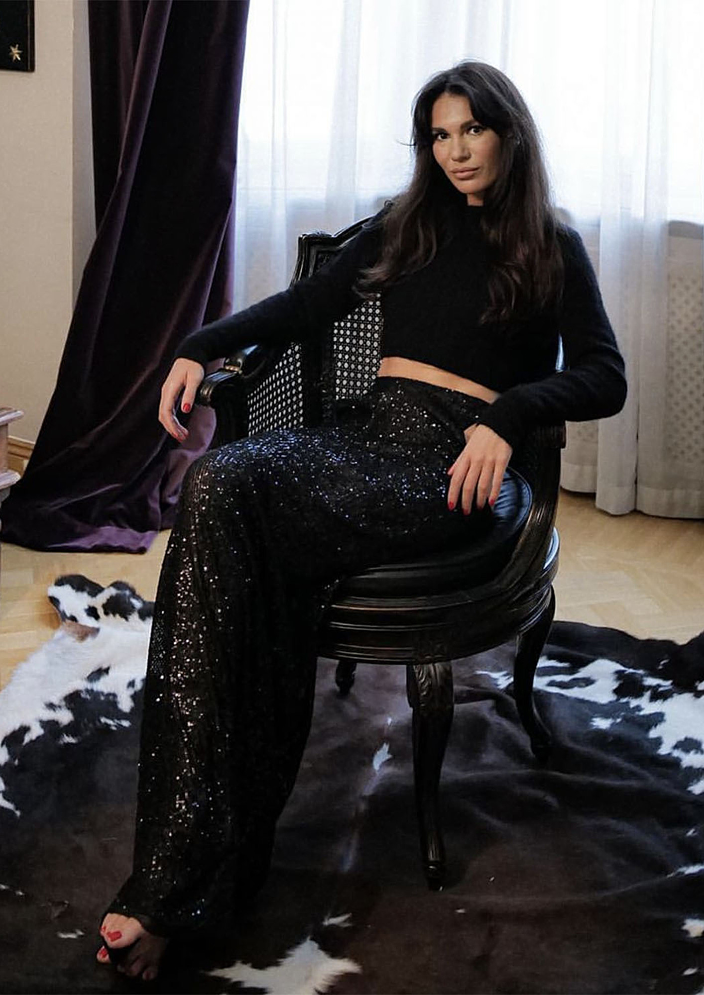BLACK LOW-WAISTED SEQUIN MAXI SKIRT