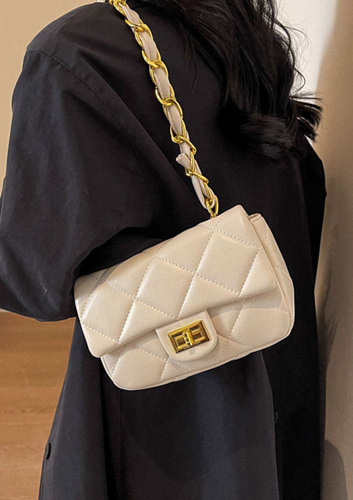 BRAIDED CHAIN STRAP OFF-WHITE QUILTED PU BAG