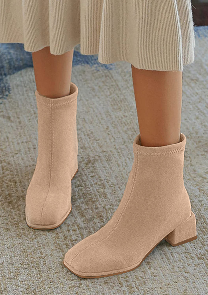 BLOCK HEEL SUEDE ANKLE LENGTH BOOTS