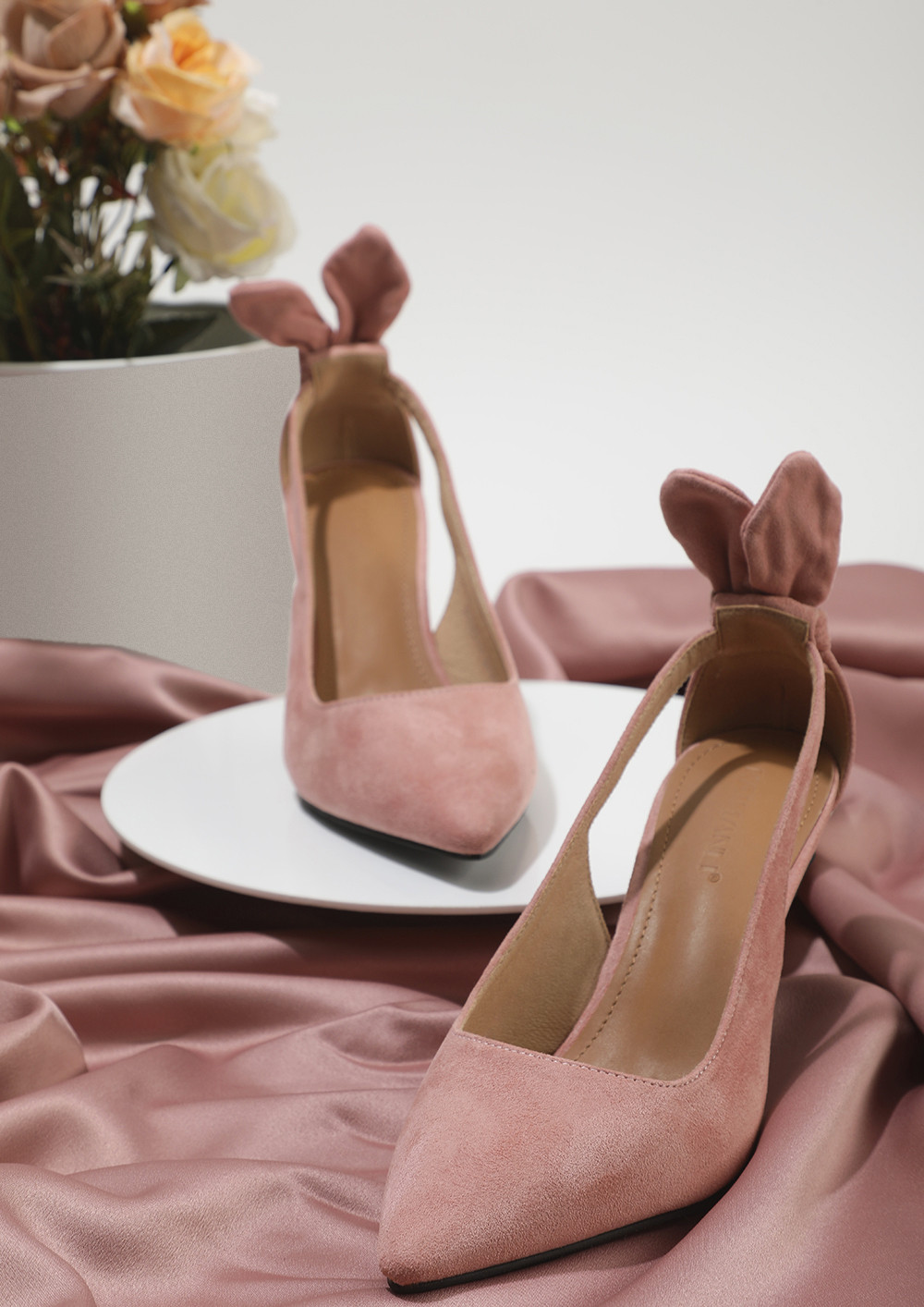 BELLE OF THE BALL PINK  STILETTO PUMPS
