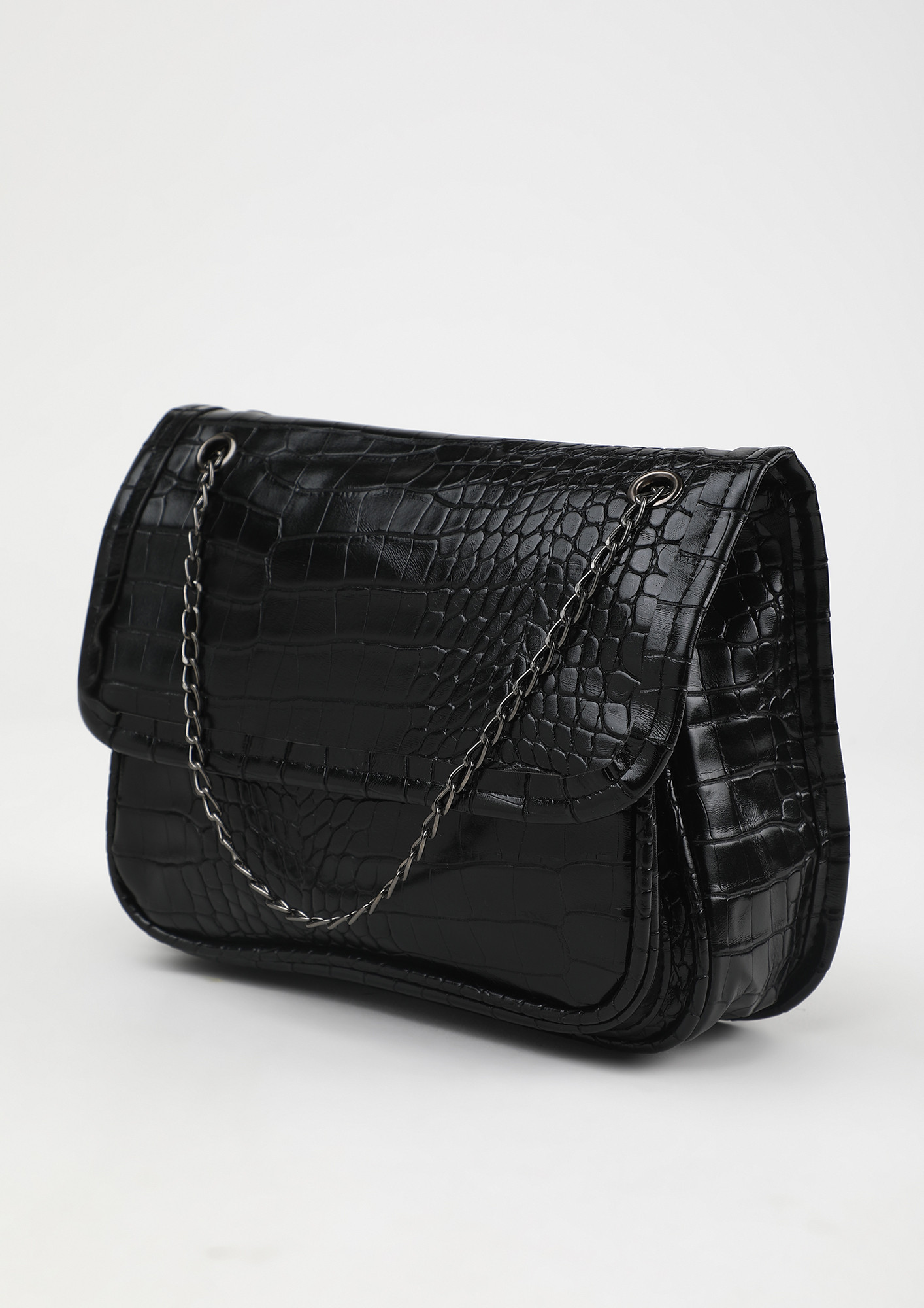 POUCH IT UP BLACK SLING BAG