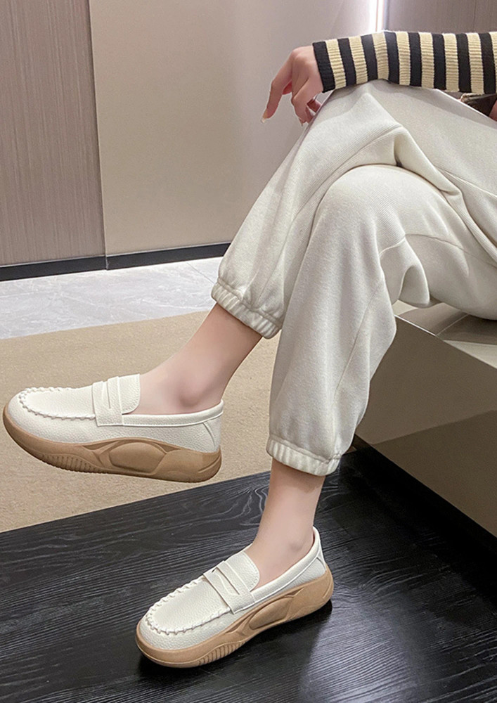 CASUAL SLIP-ON WHITE LOAFERS
