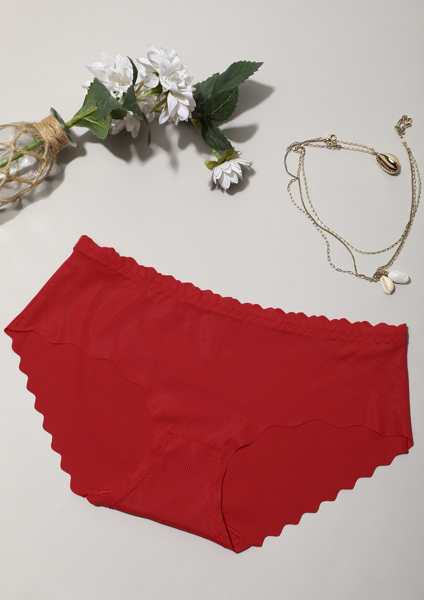 SCALLOPED RED SEAMLESS HIPSTER BRIEF
