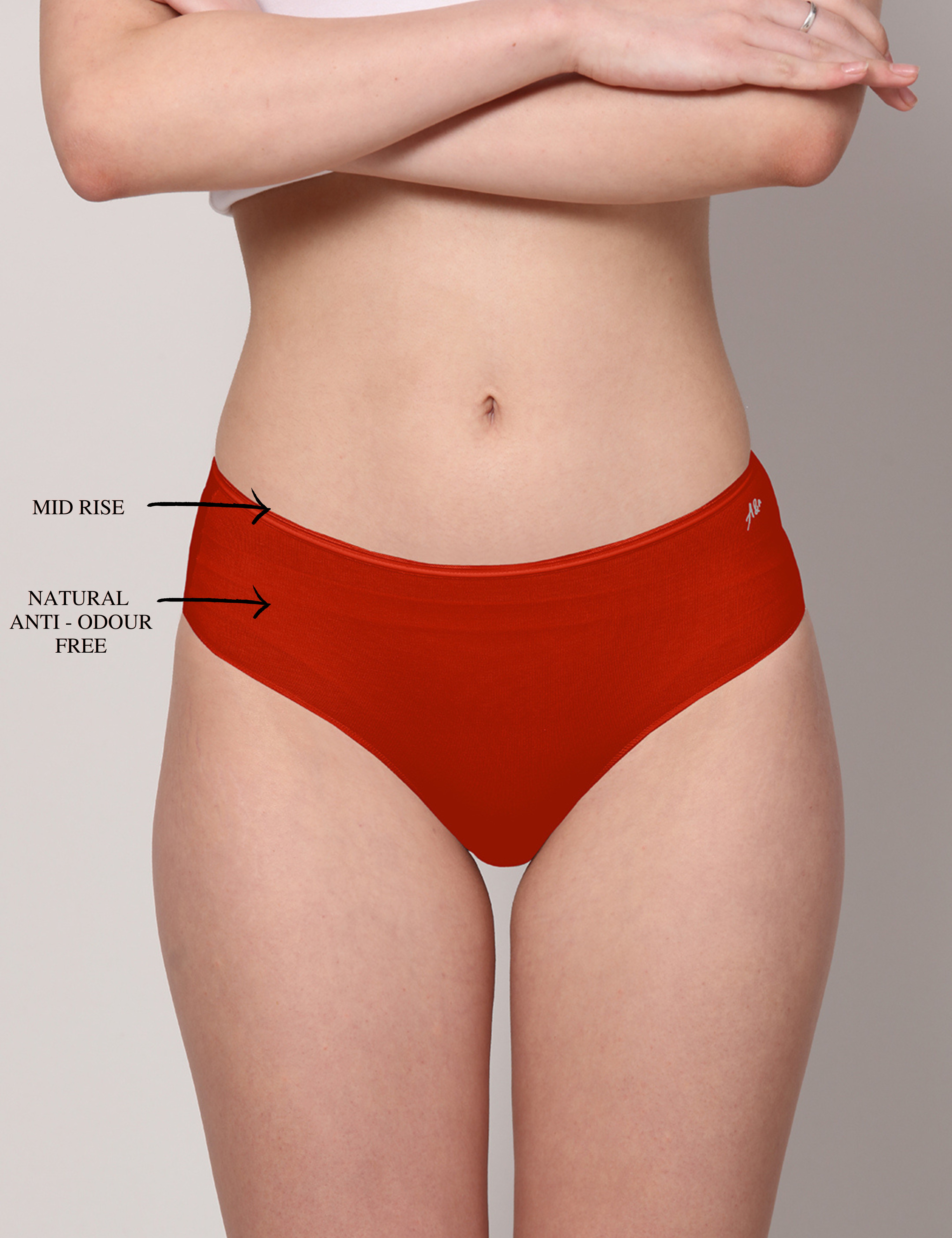 ATTITUDE Anti-Odor Seamless Women's Mid-Waist Underwear (Nude)