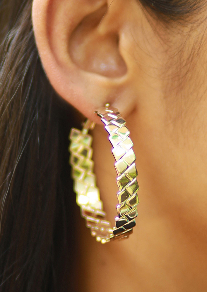 Trendy Gold-toned Criss-cross Oversized Metallic Hoop Earrings