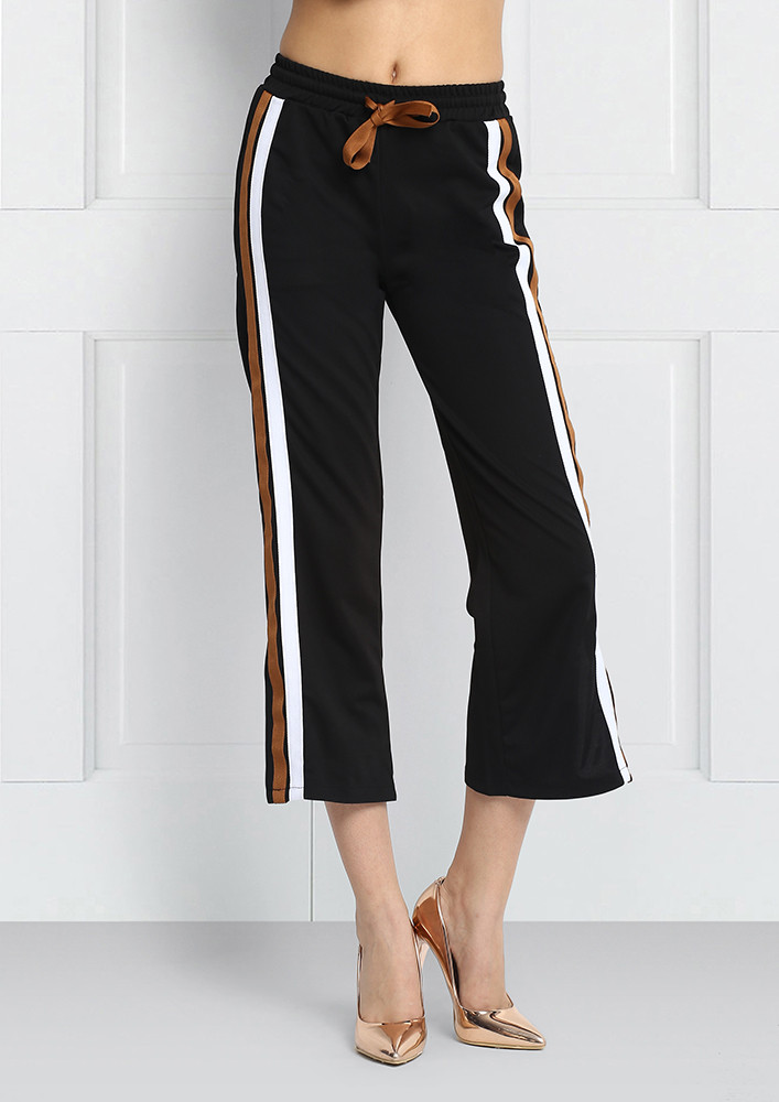 Buy Striped Flat-Front Trousers with Insert Pockets Online at Best Prices  in India - JioMart.