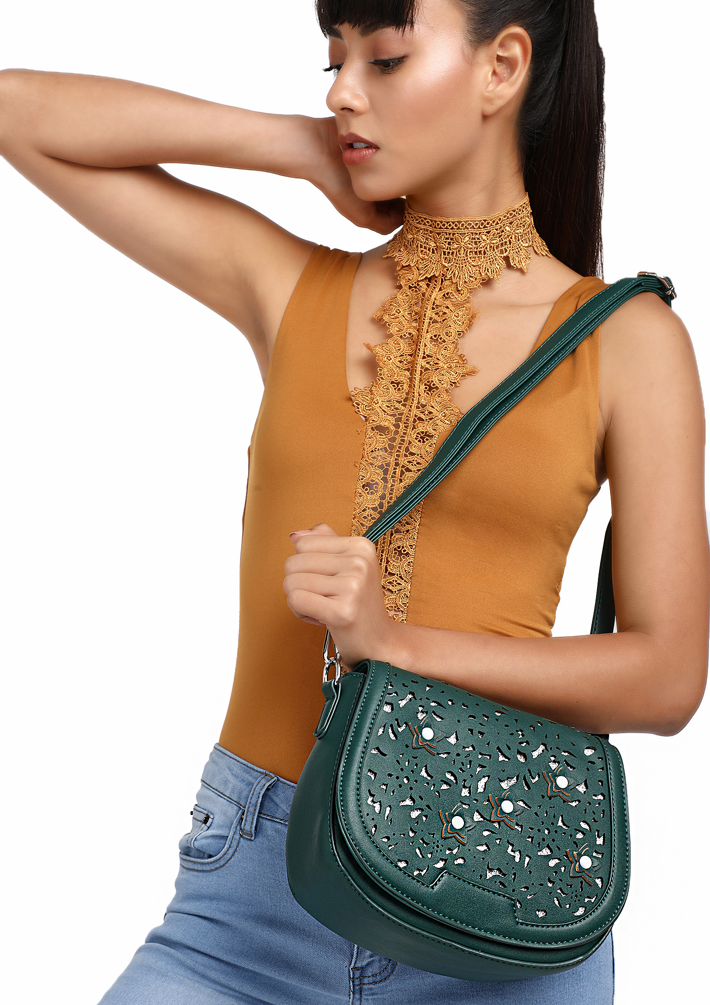 CUT-OUT GREEN SLING BAG