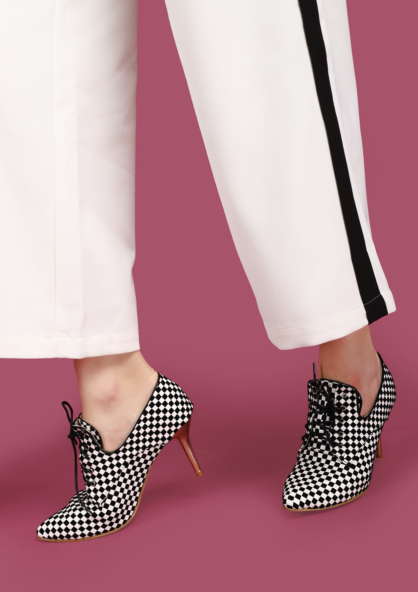 THE MIND GAME BLACK WHITE HEELED SHOES