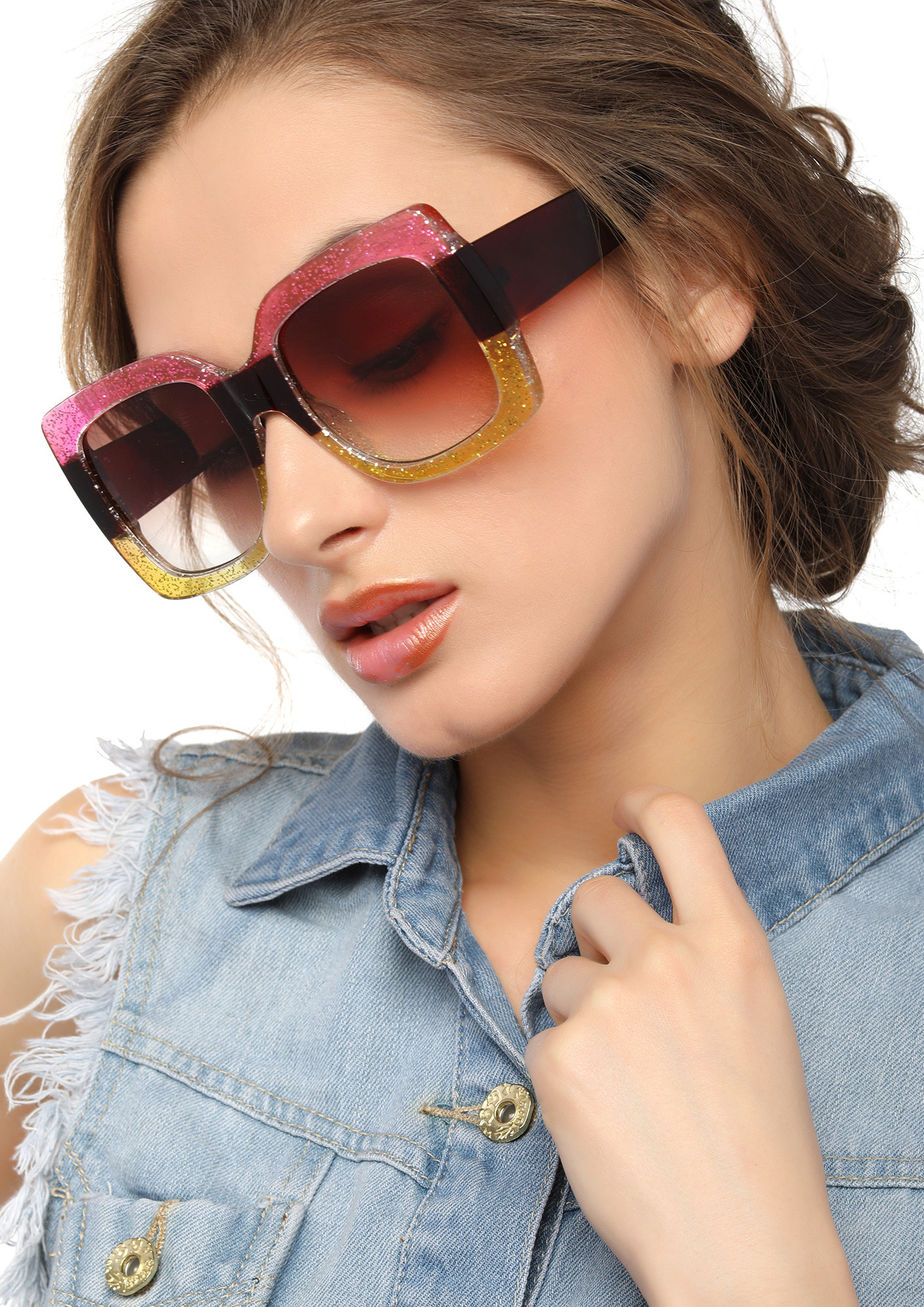 SHIMMER IT WITH COLORBLOCK SQUARE SUNGLASSES
