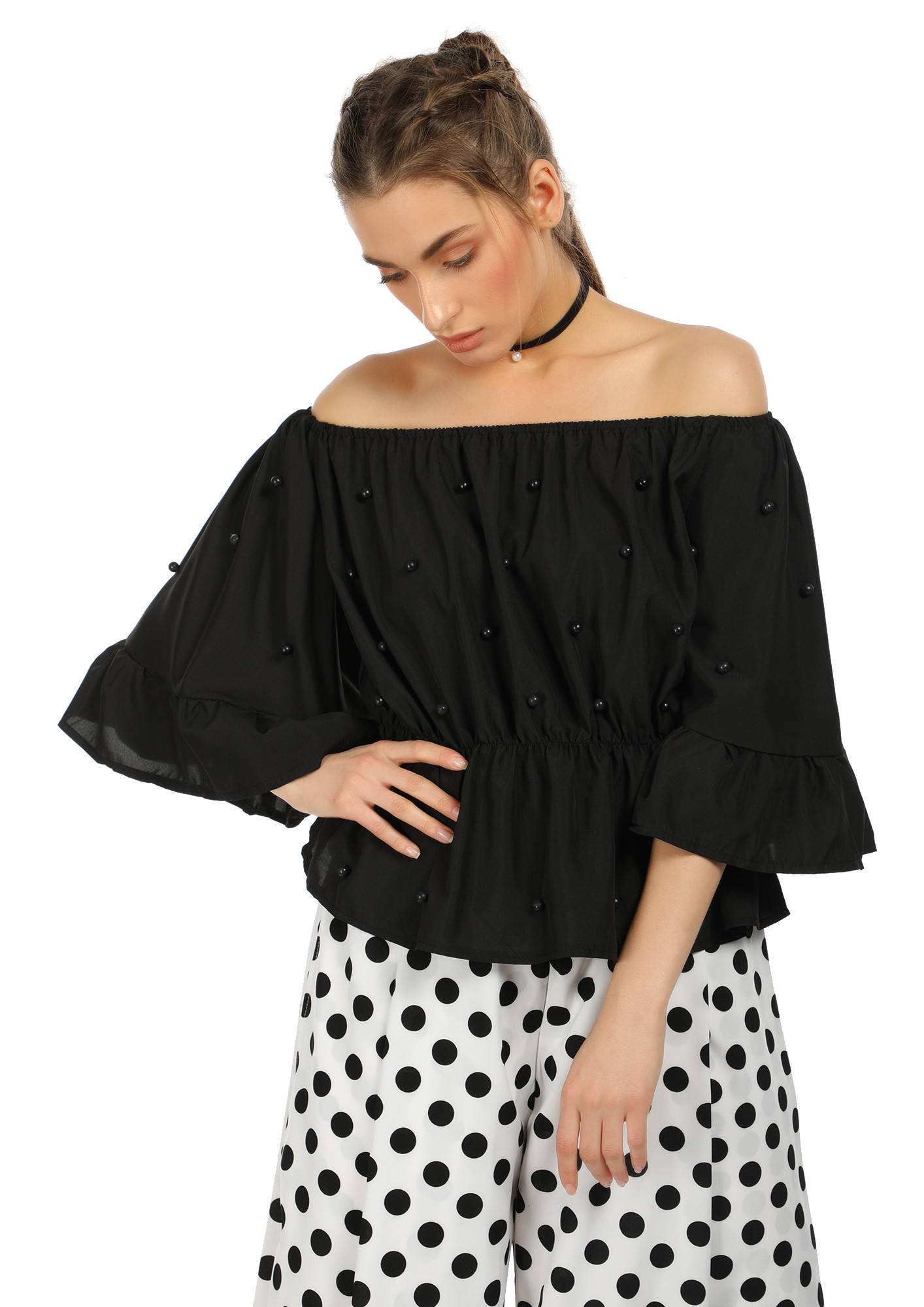 GOING WITH THE PEARLS BLACK OFF-SHOULDER TOP