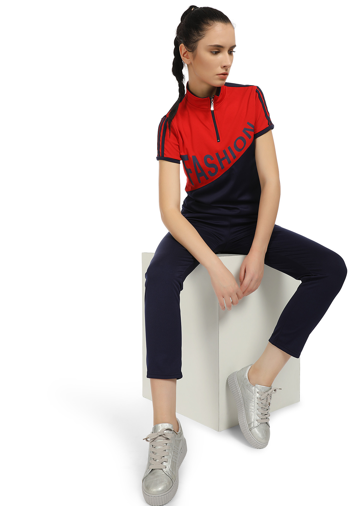 THE FITNESS OUTFIT  RED NAVY TRACKSUIT