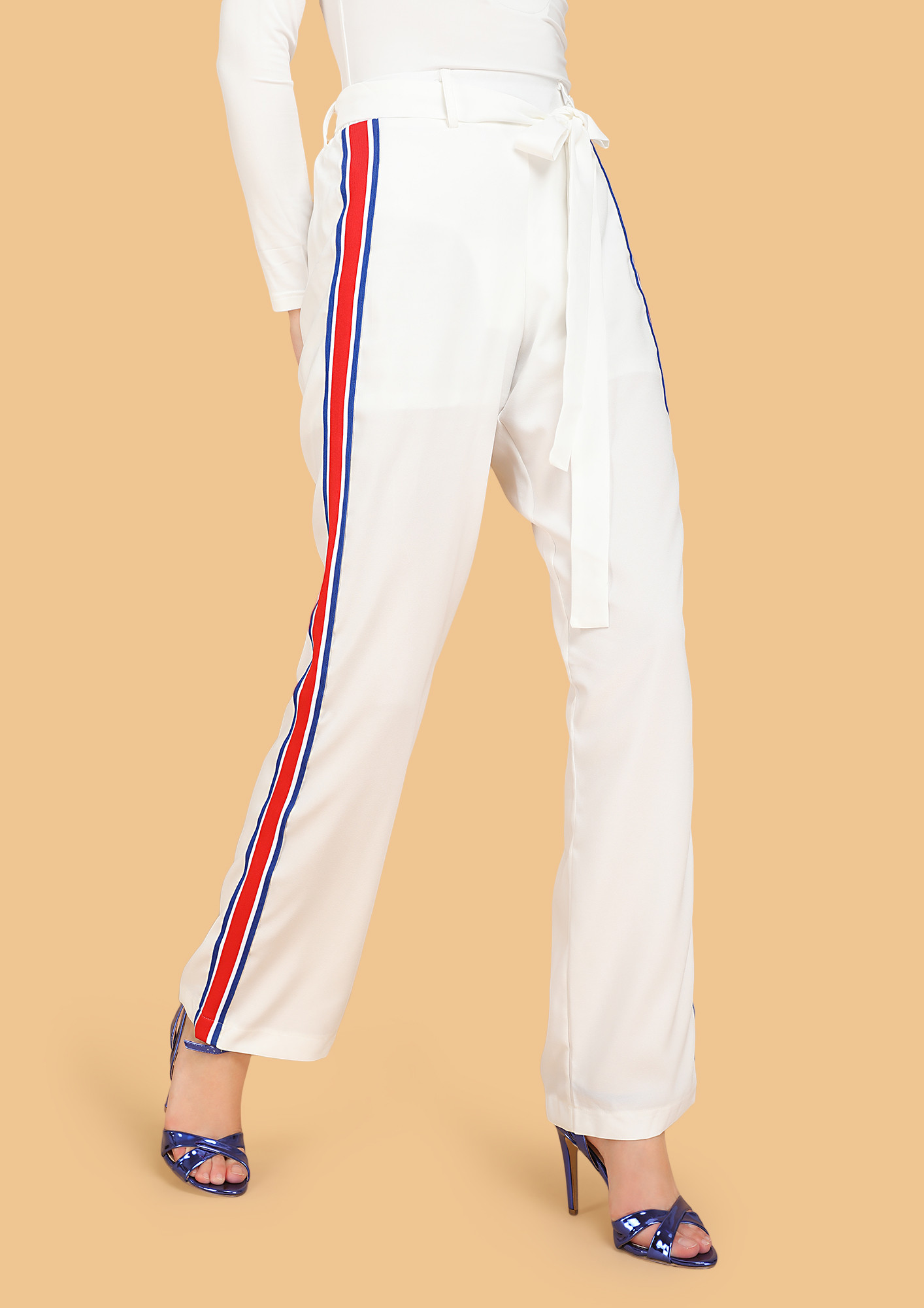 FLARED PATHS WHITE PANTS