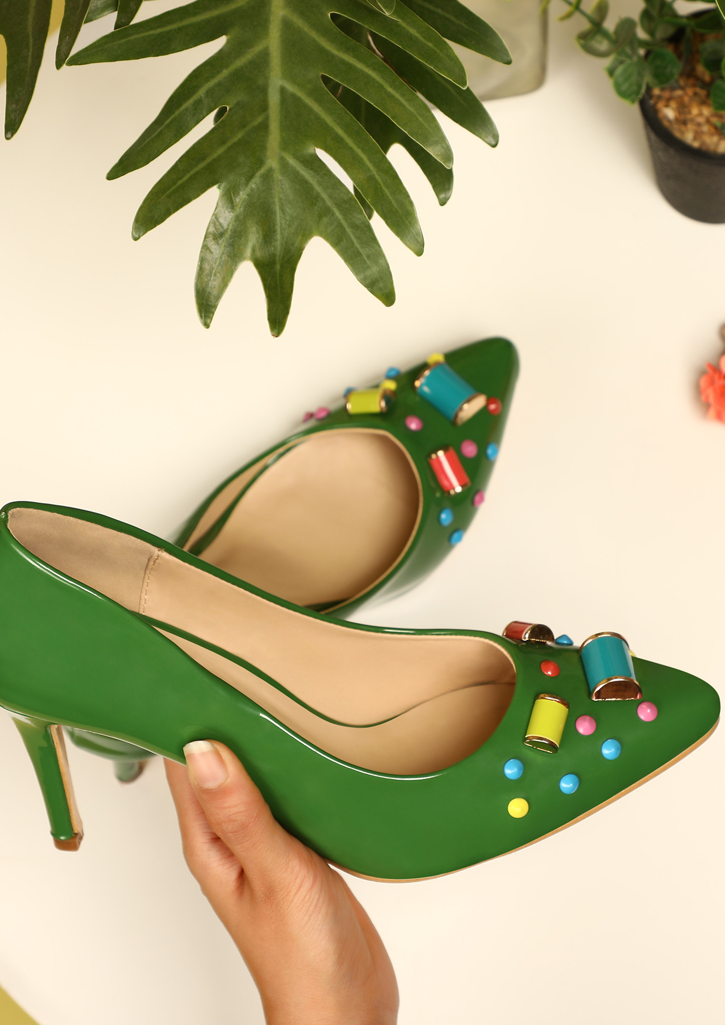 GEMS AND CANDIES GREEN HEELED SANDALS