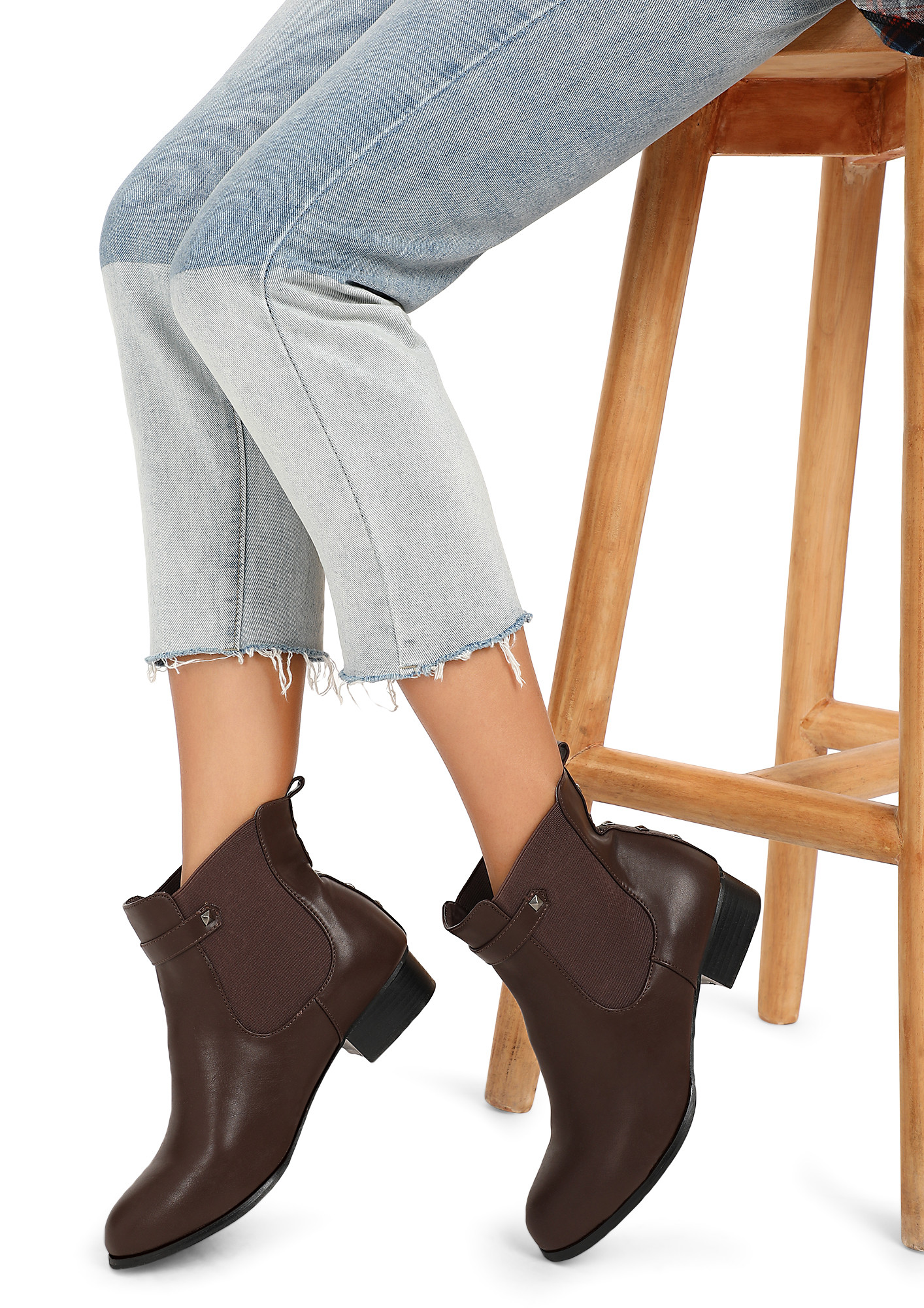 WE ARE LOVING IT DARK BROWN ANKLE BOOTS
