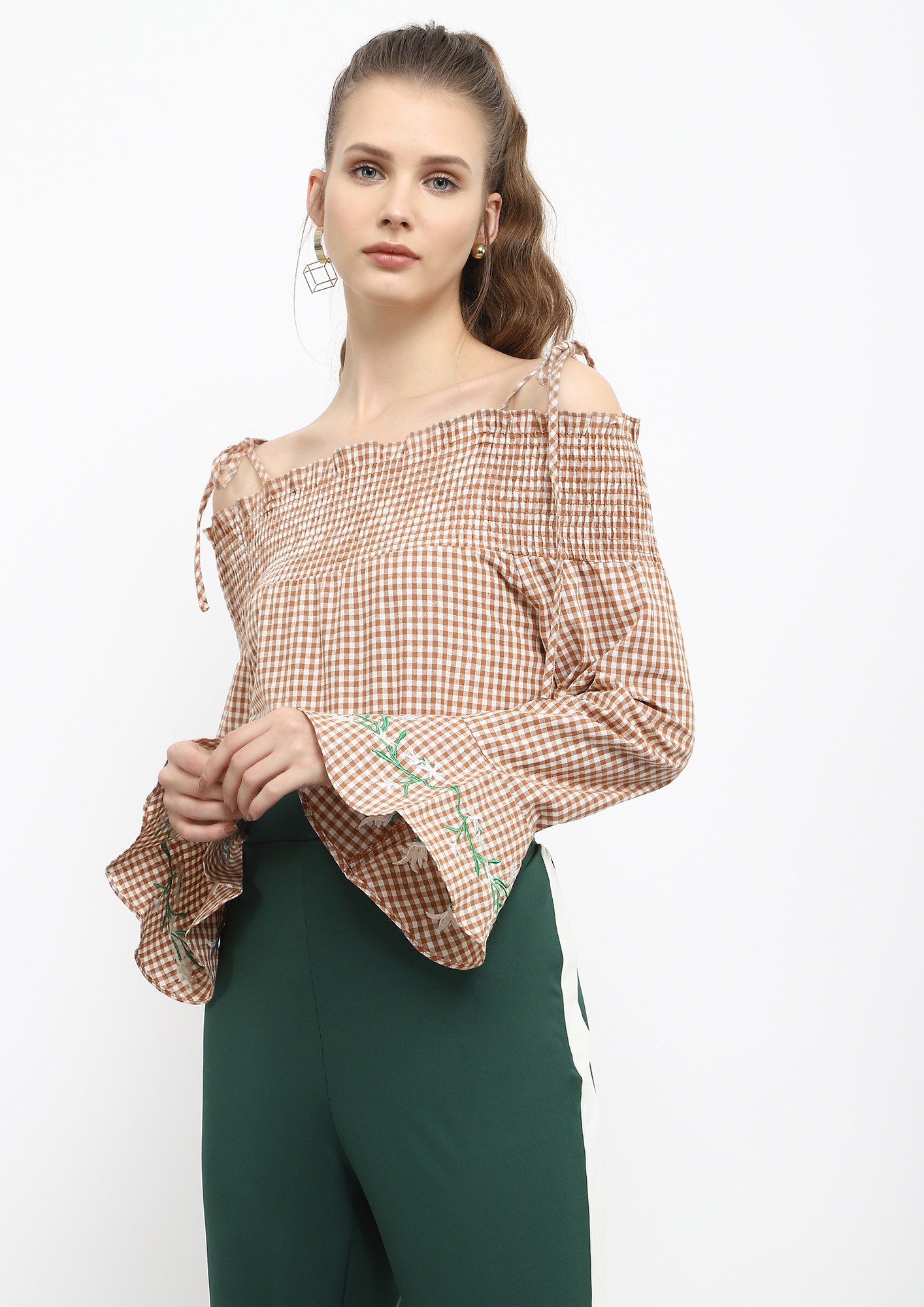 ALL GOOD THINGS FOR ME KHAKI OFF-SHOULDER TOP