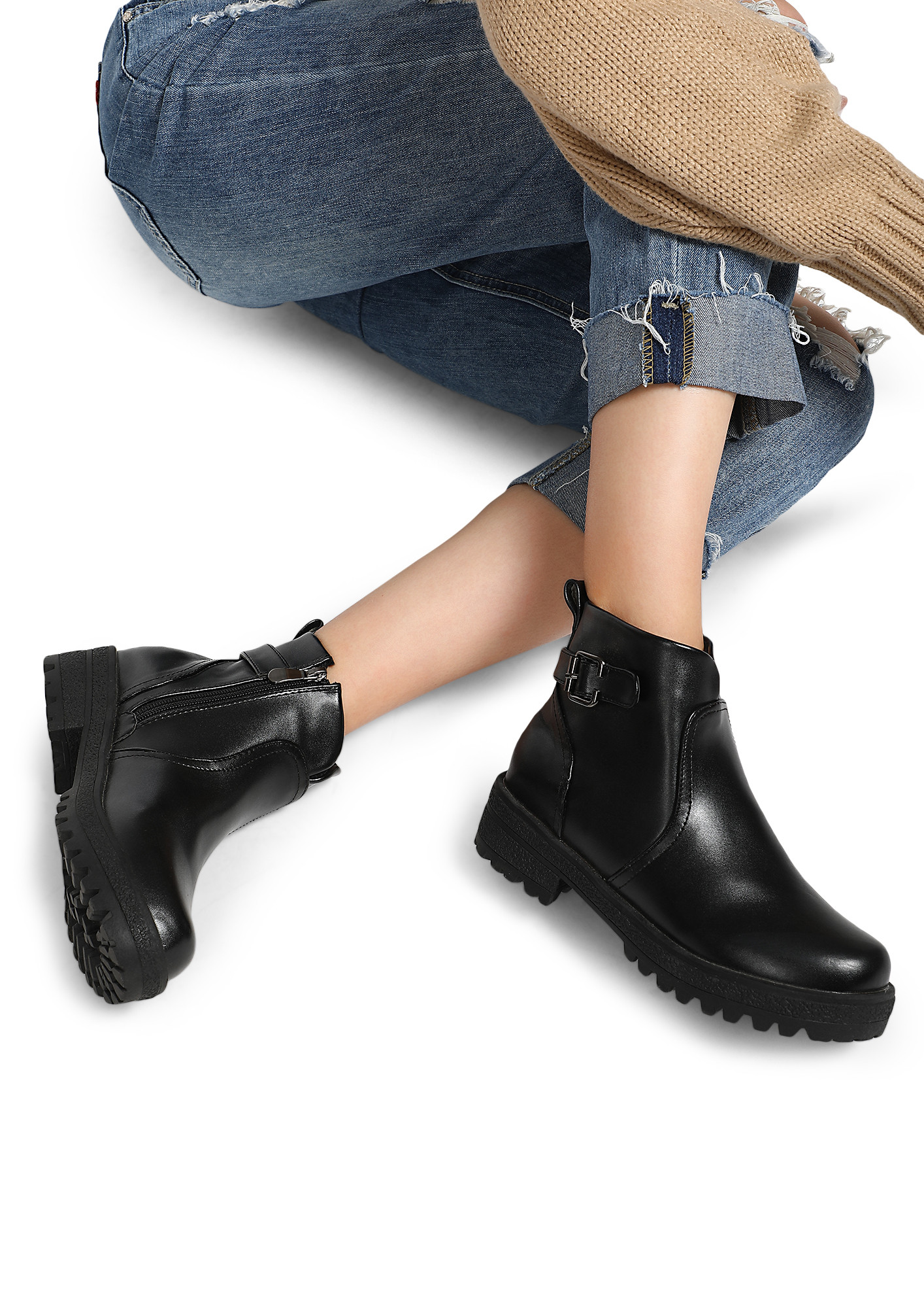 OFFICE HOURS BLACK ANKLE BOOTS