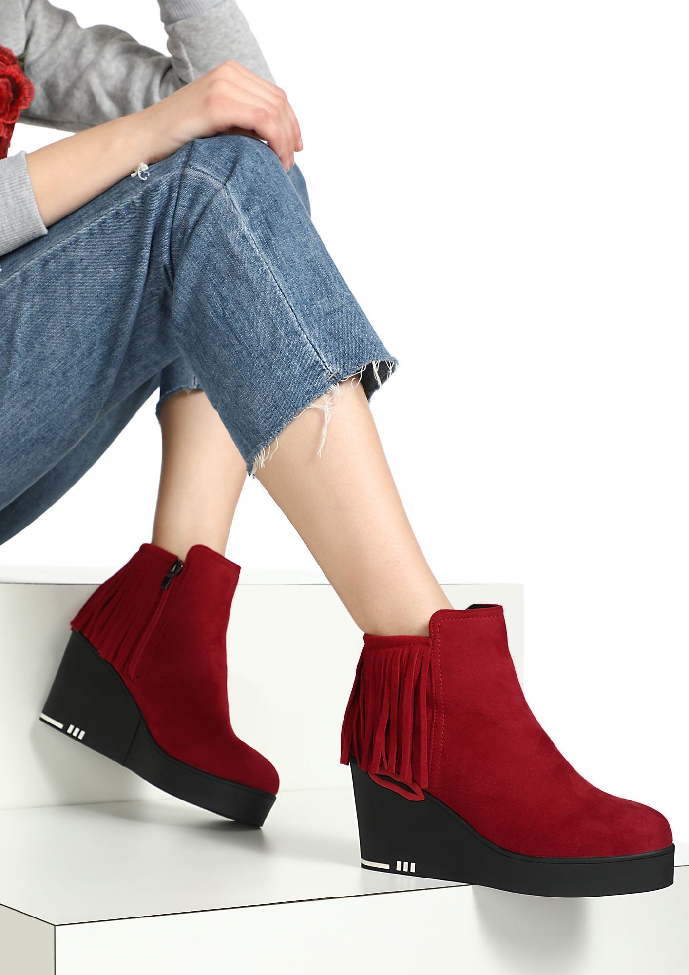 QUICK REFRESH MAROON ANKLE BOOTS