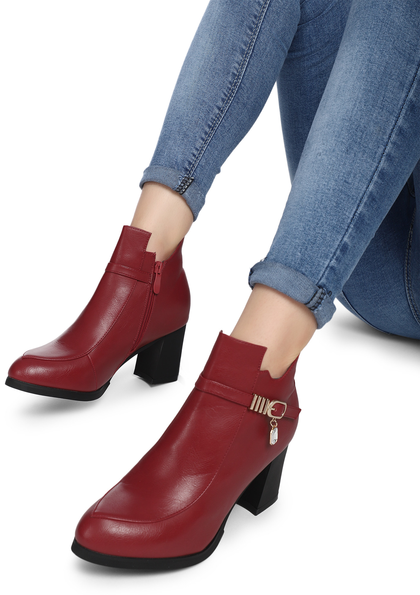 FRIDAY FEEL ON MAROON ANKLE BOOTS