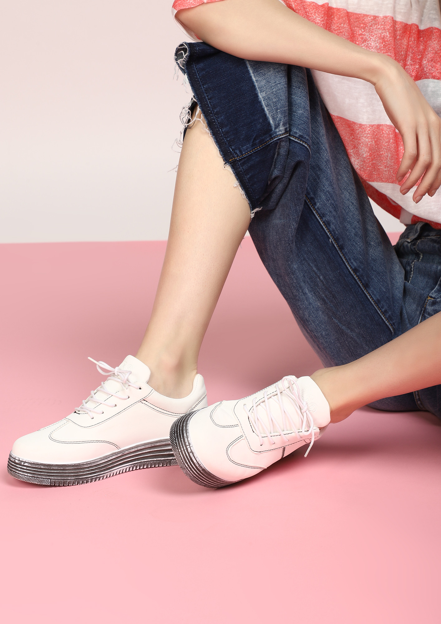 COOLLER THAN YOU THINK WHITE CASUAL SHOES