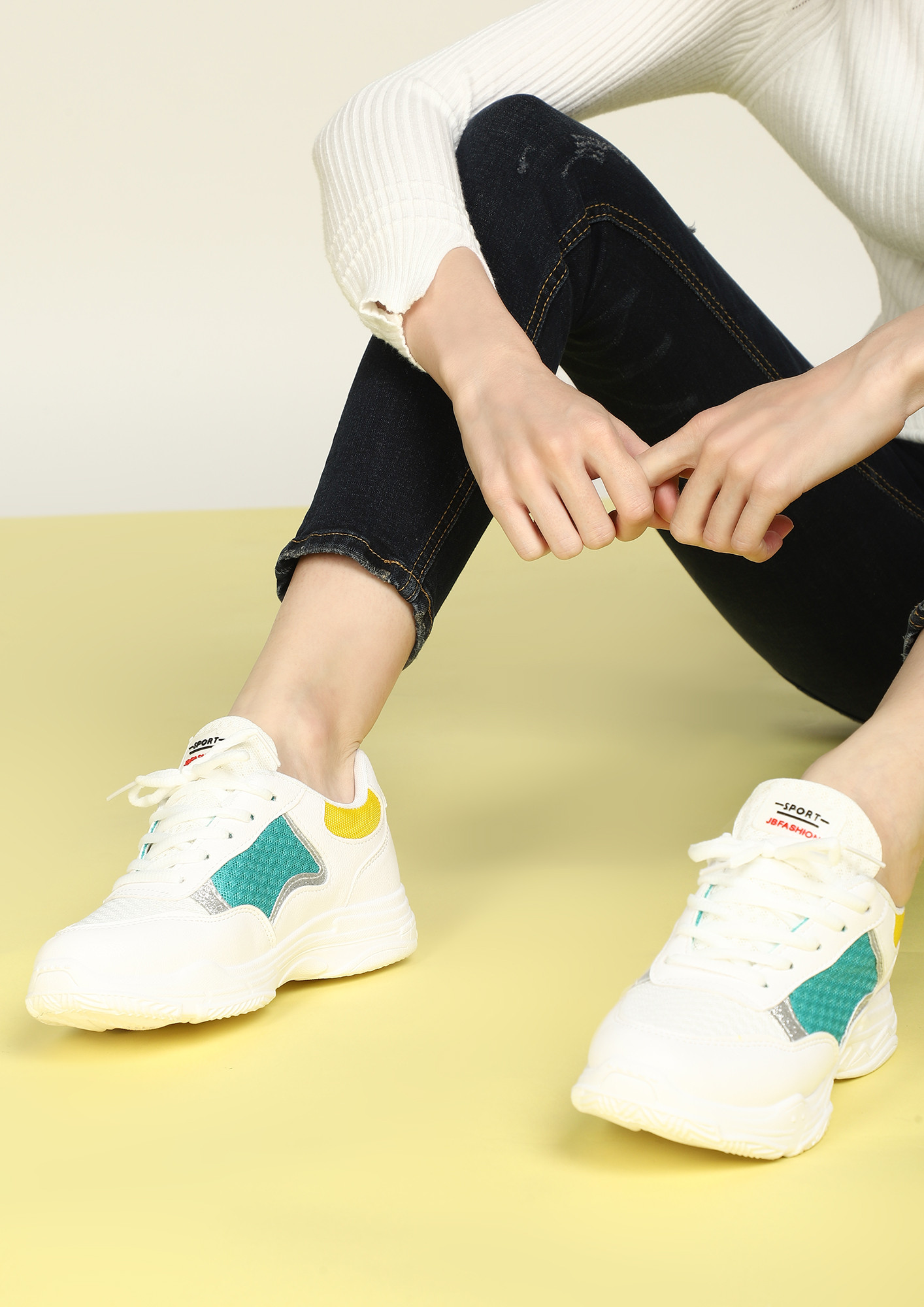 KEEP IT SPORTY GREEN TRAINERS