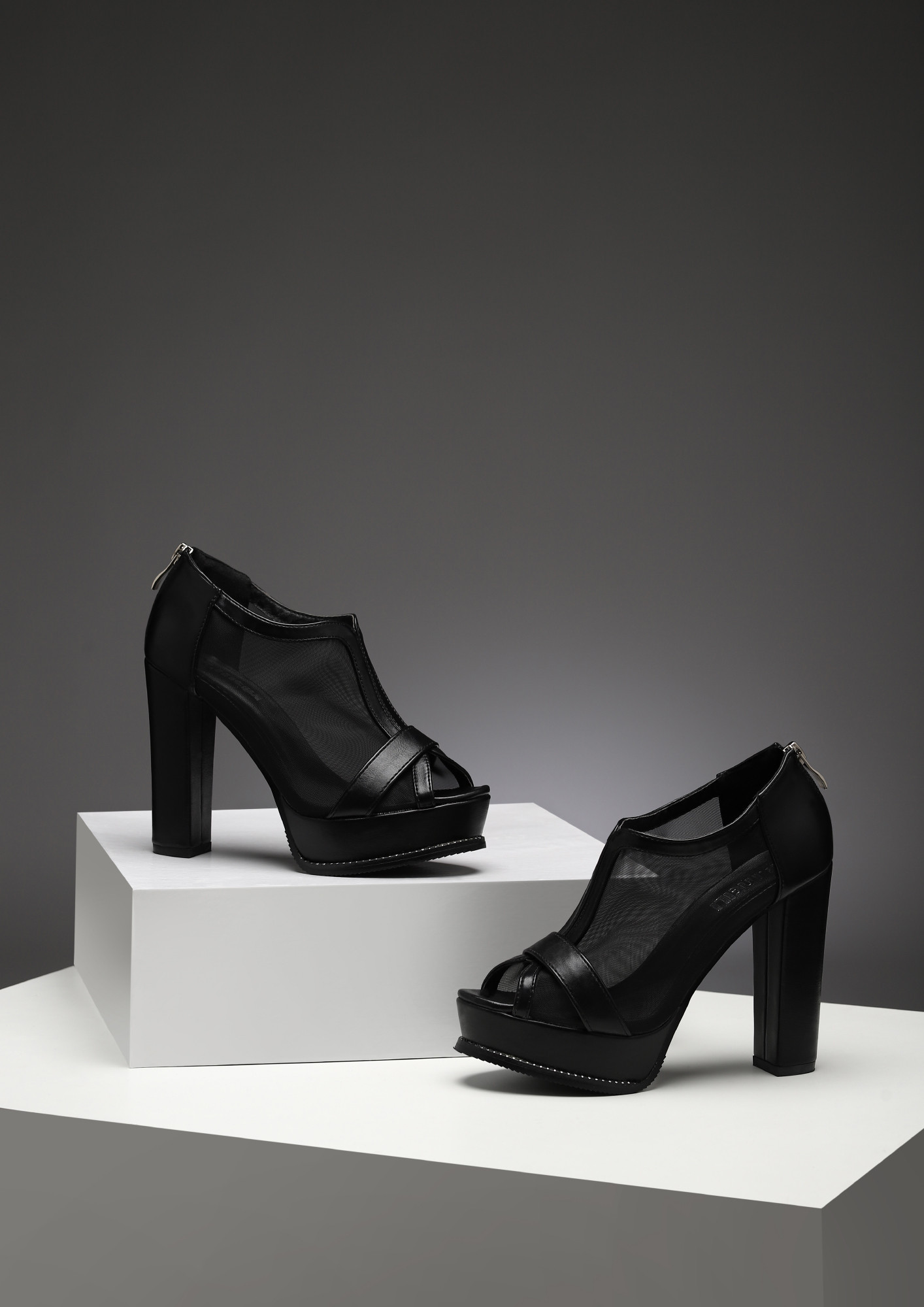 IN A MESH MOOD BLACK HEELED SHOES