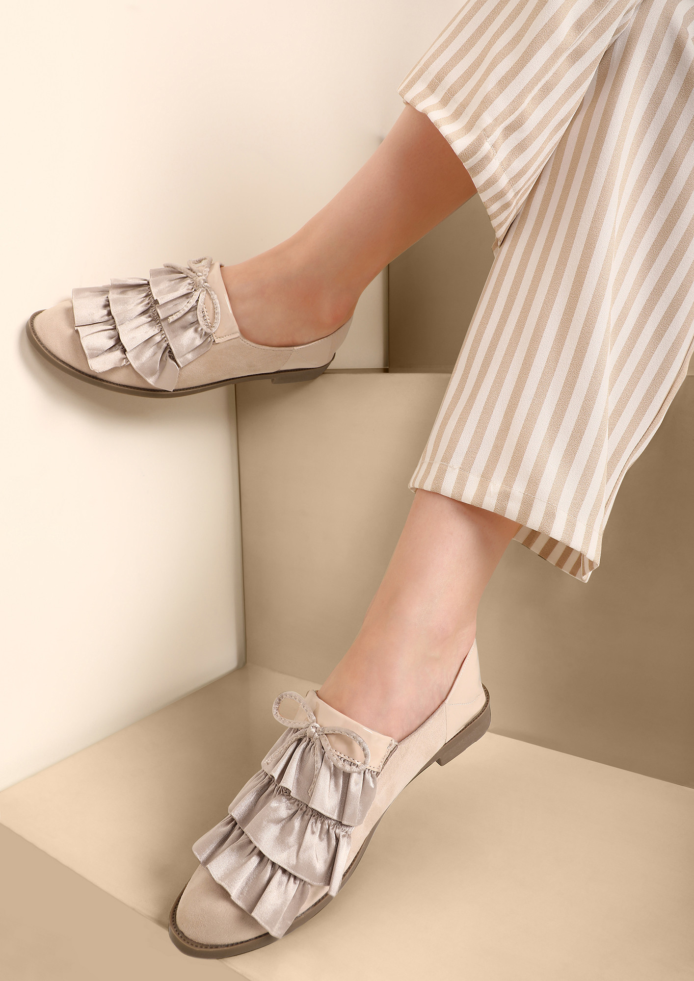 FRILL IT THROUGHOUT BEIGE CASUAL SHOES