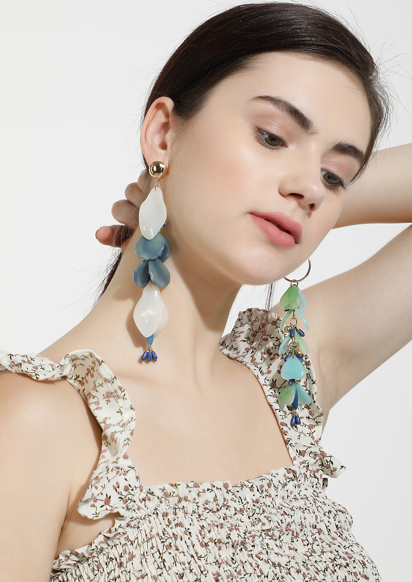 GOSS BABE HANGING COLORS BLUE EARRINGS