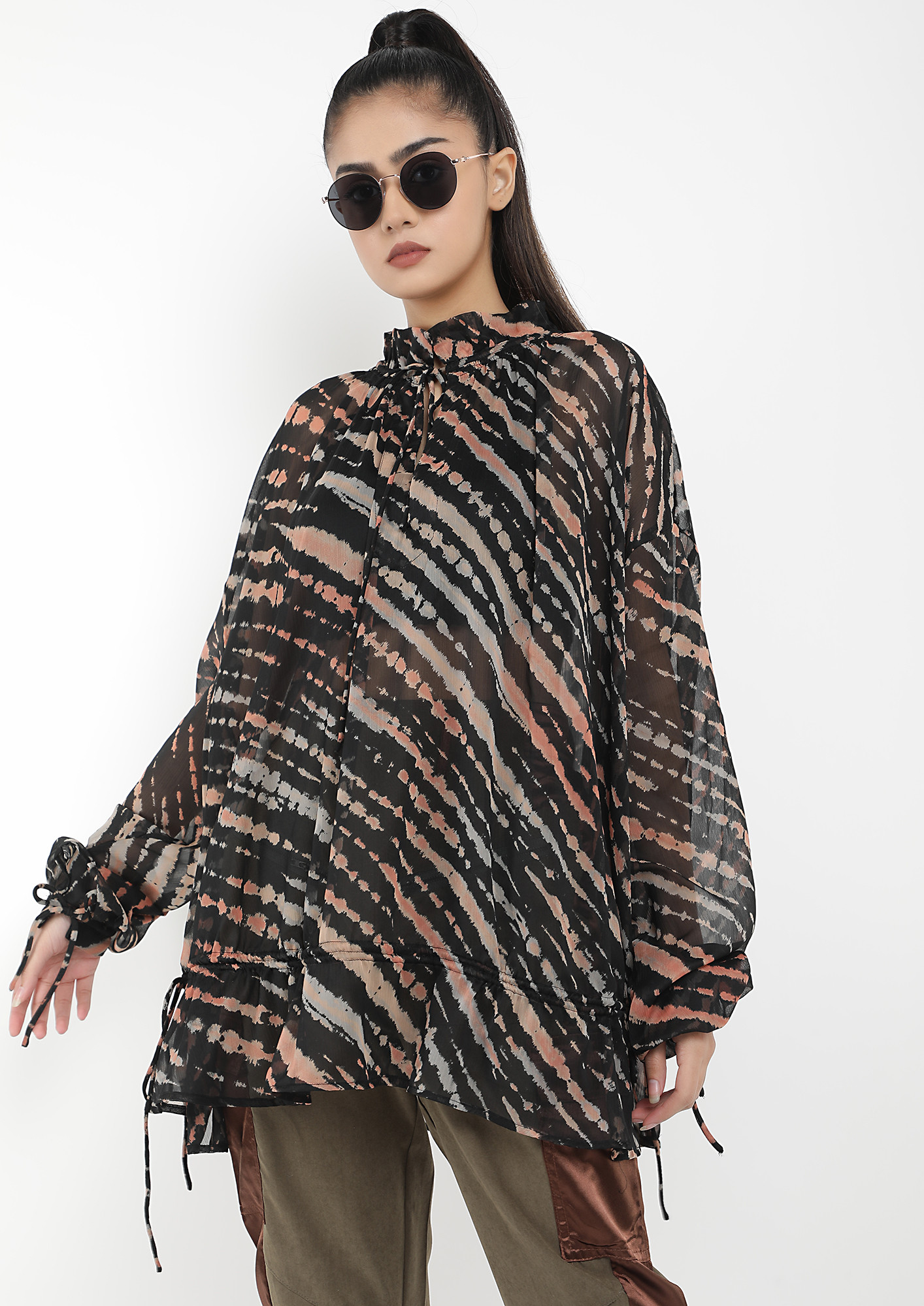 ALL OUT TO RELAX BLACK TUNIC TOP