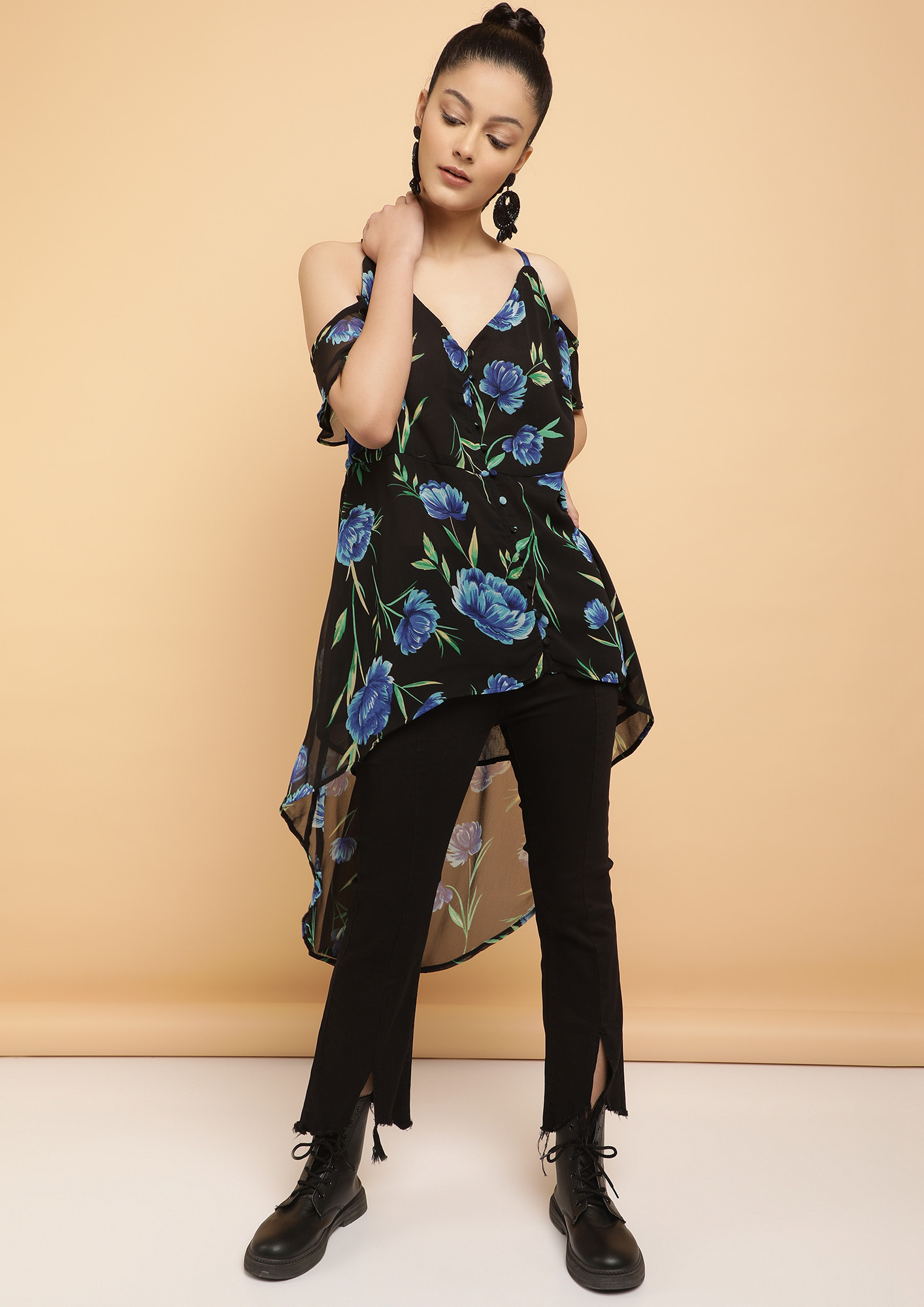 FLOWING IN THE RIGHT DIRECTION BLACK TUNIC TOP