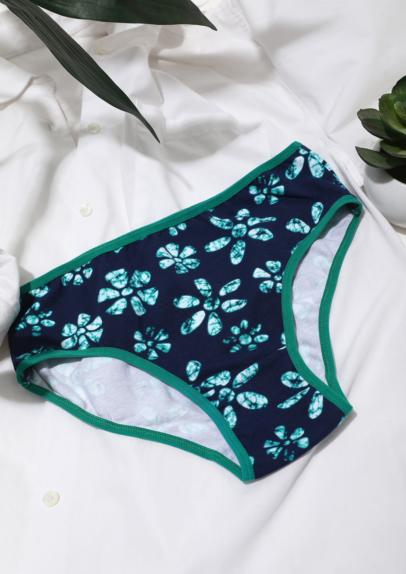 Printed Green Hipster With Outer Elastic