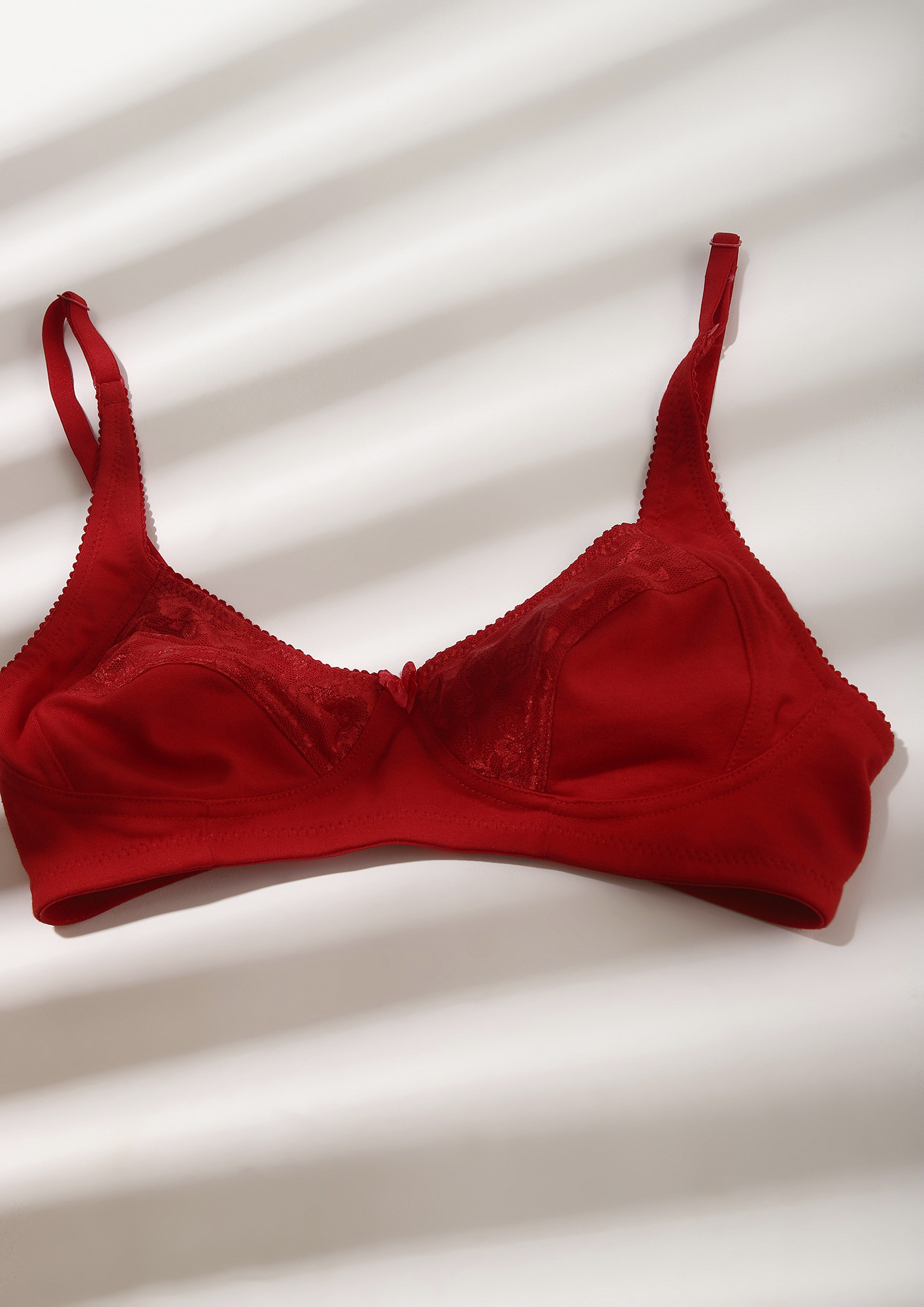 CARRY FORWARD NON PADDED NON WIRED MAROON BRA