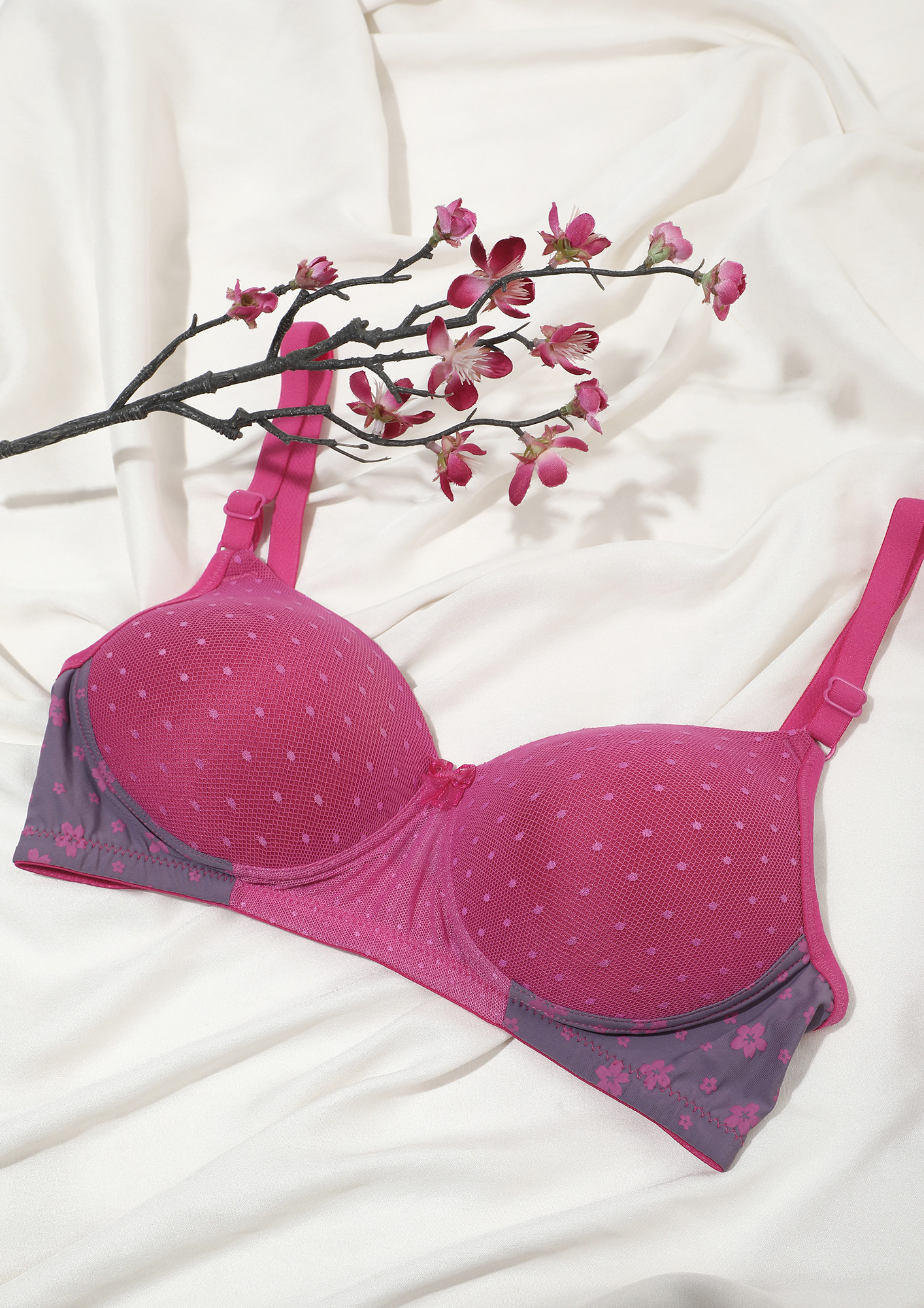 COMFORT ZONE PADDED NON WIRED PINK BRA