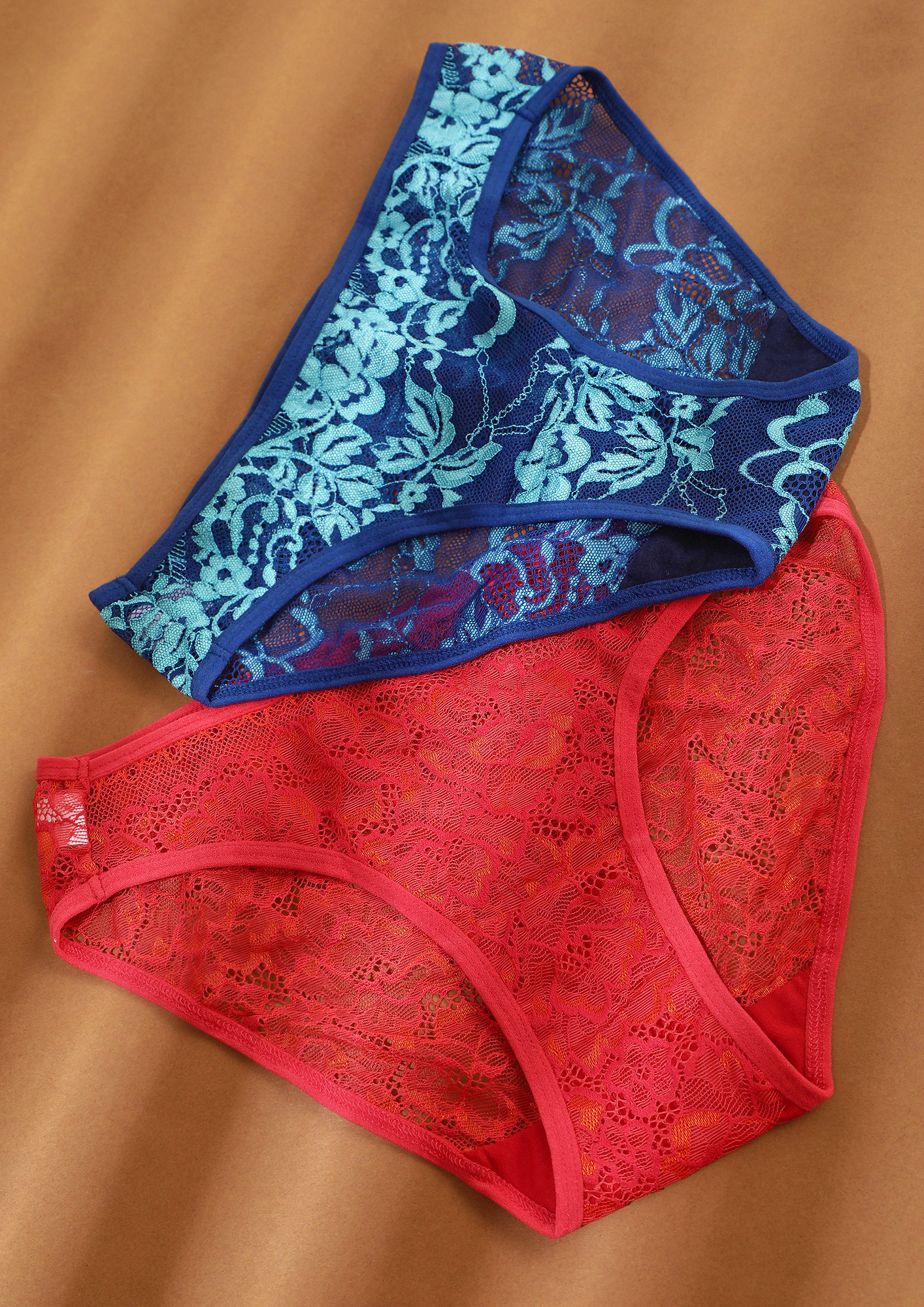 PLACATING IT RED AND BLUE BIKINI BOTTOMS COMBO