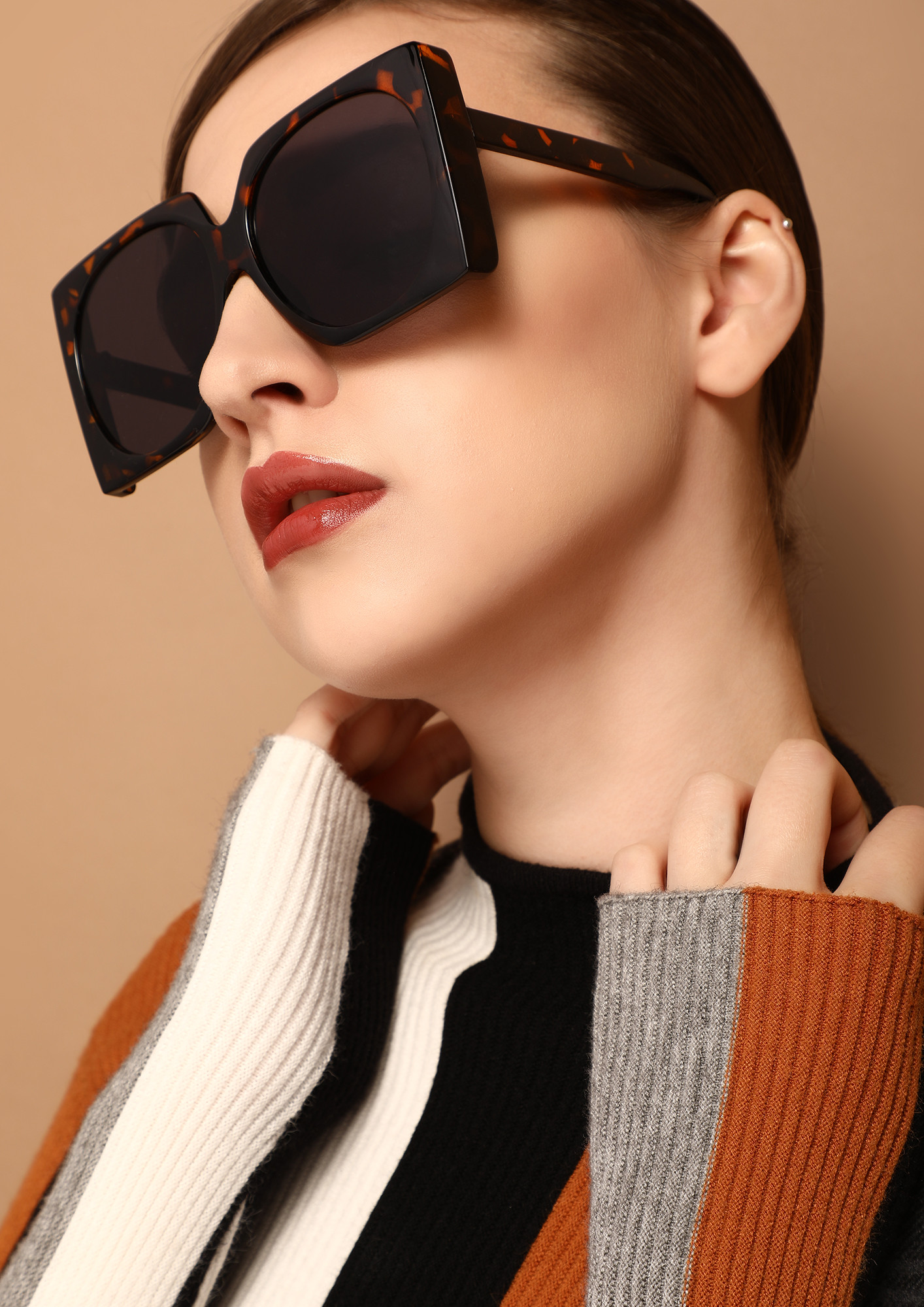 LET'S GET STARTED AMBER SQUARE SUNGLASSES
