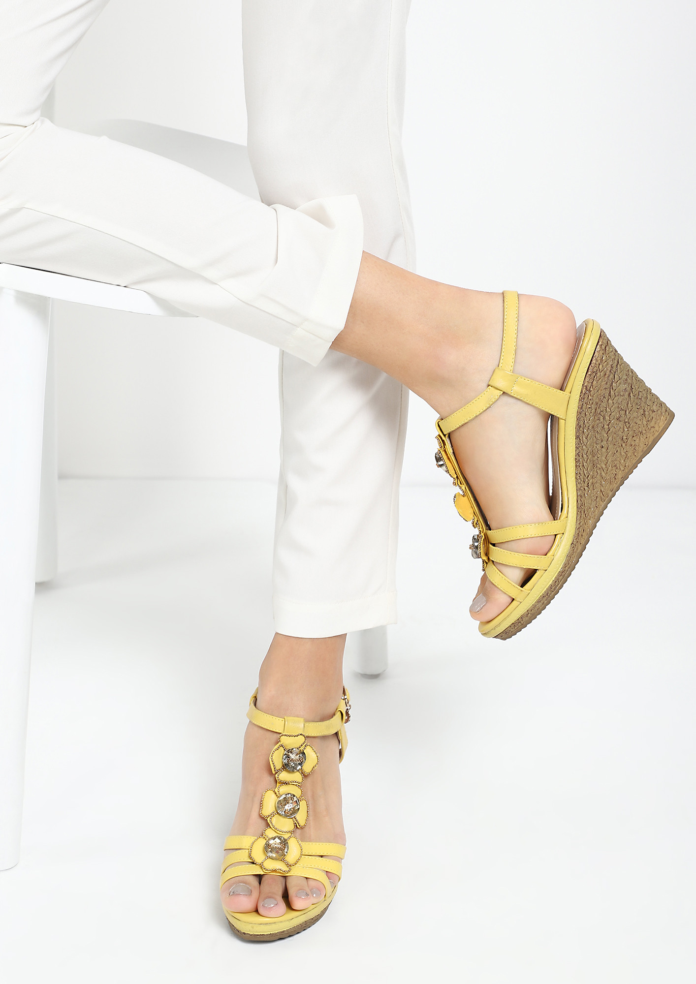 NO LOOSE ENDS YELLOW WEDGES