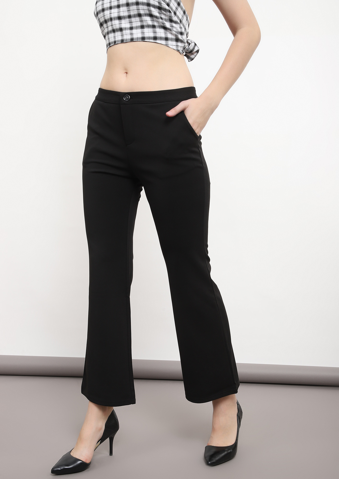 THAT '70S BABE BLACK FLARED TROUSERS
