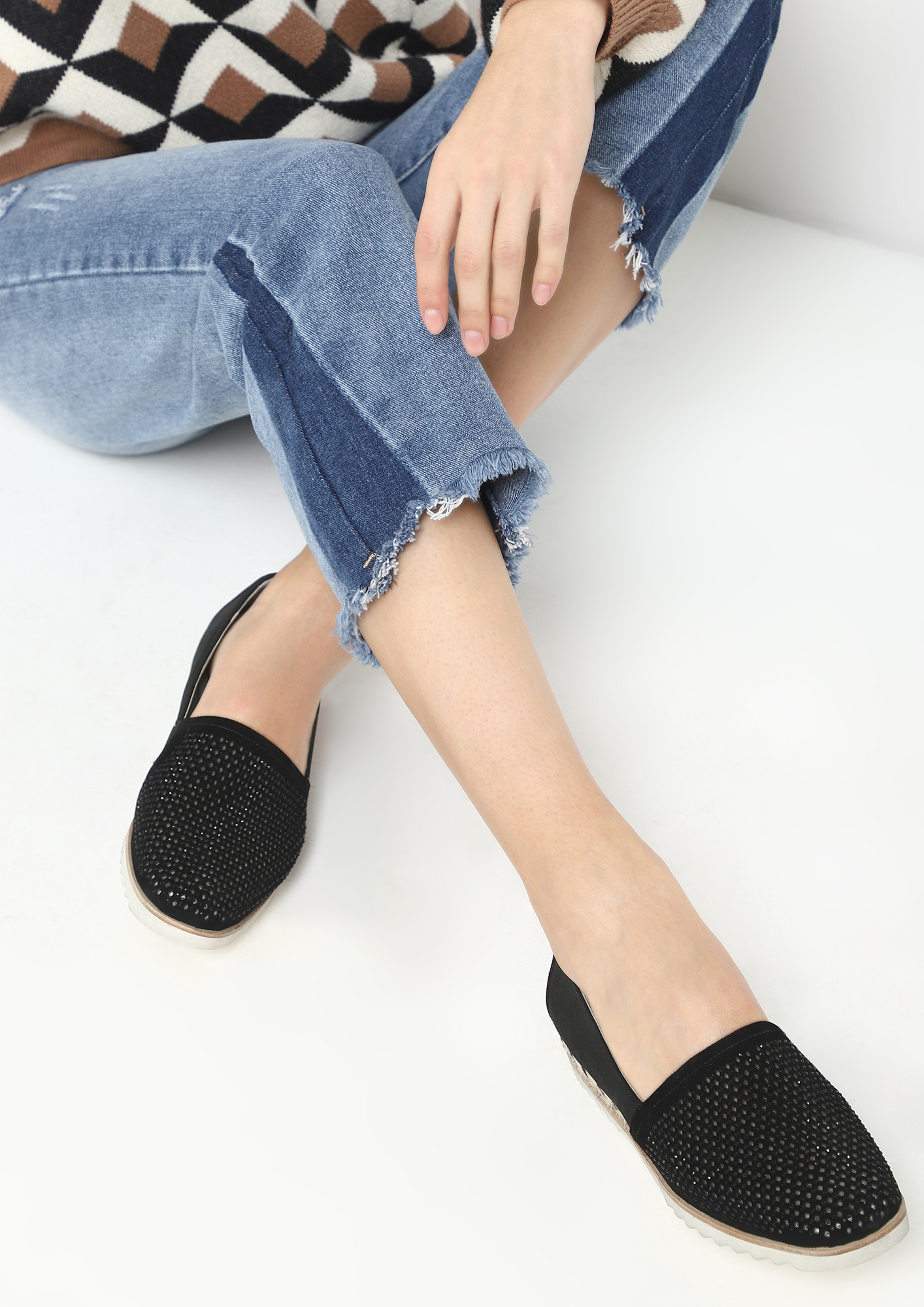 GONE WITH THE STUDS BLACK ESPADRILLES