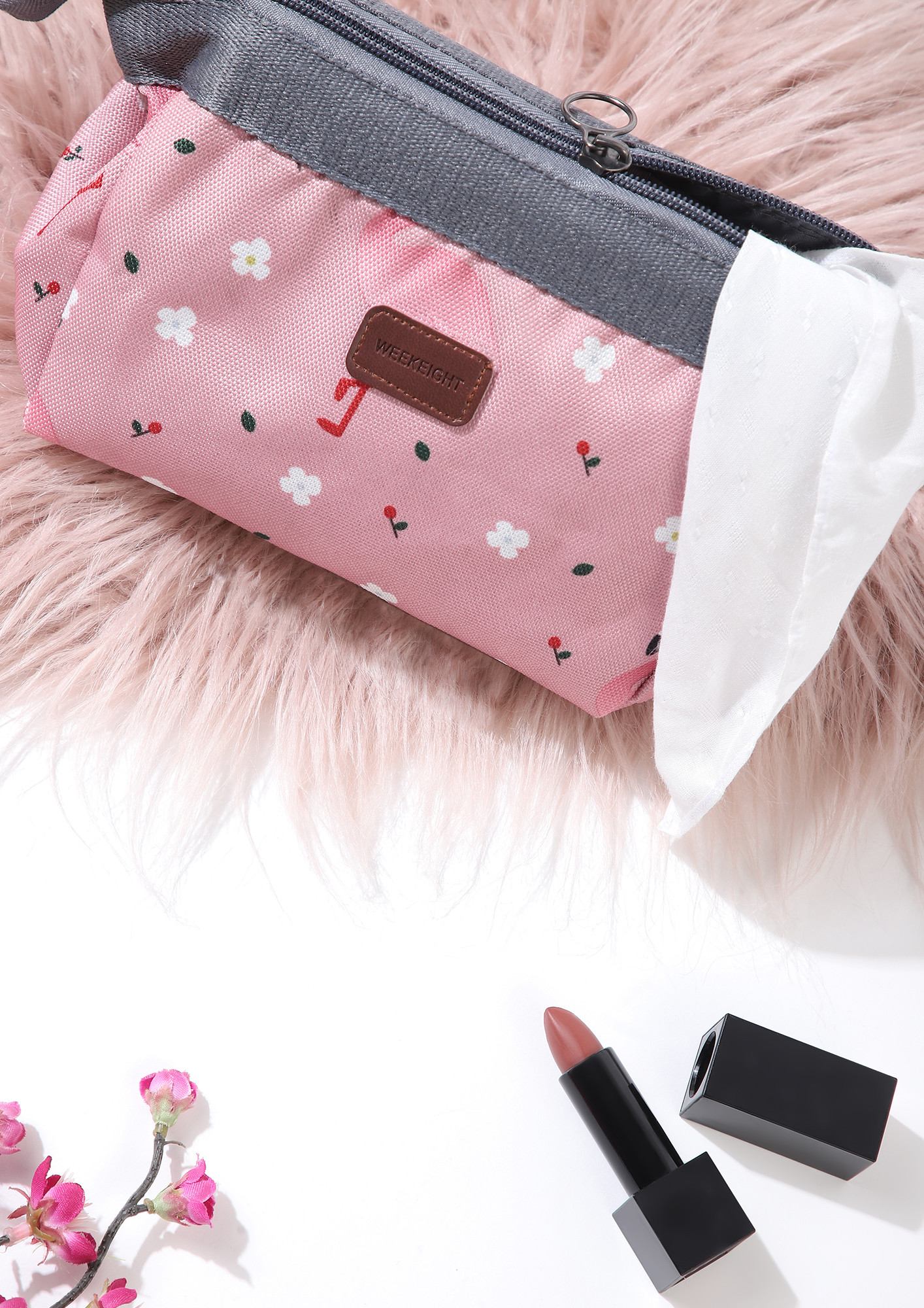 BELIEVE IN YOURSELF  PINK MAKE-UP POUCH 