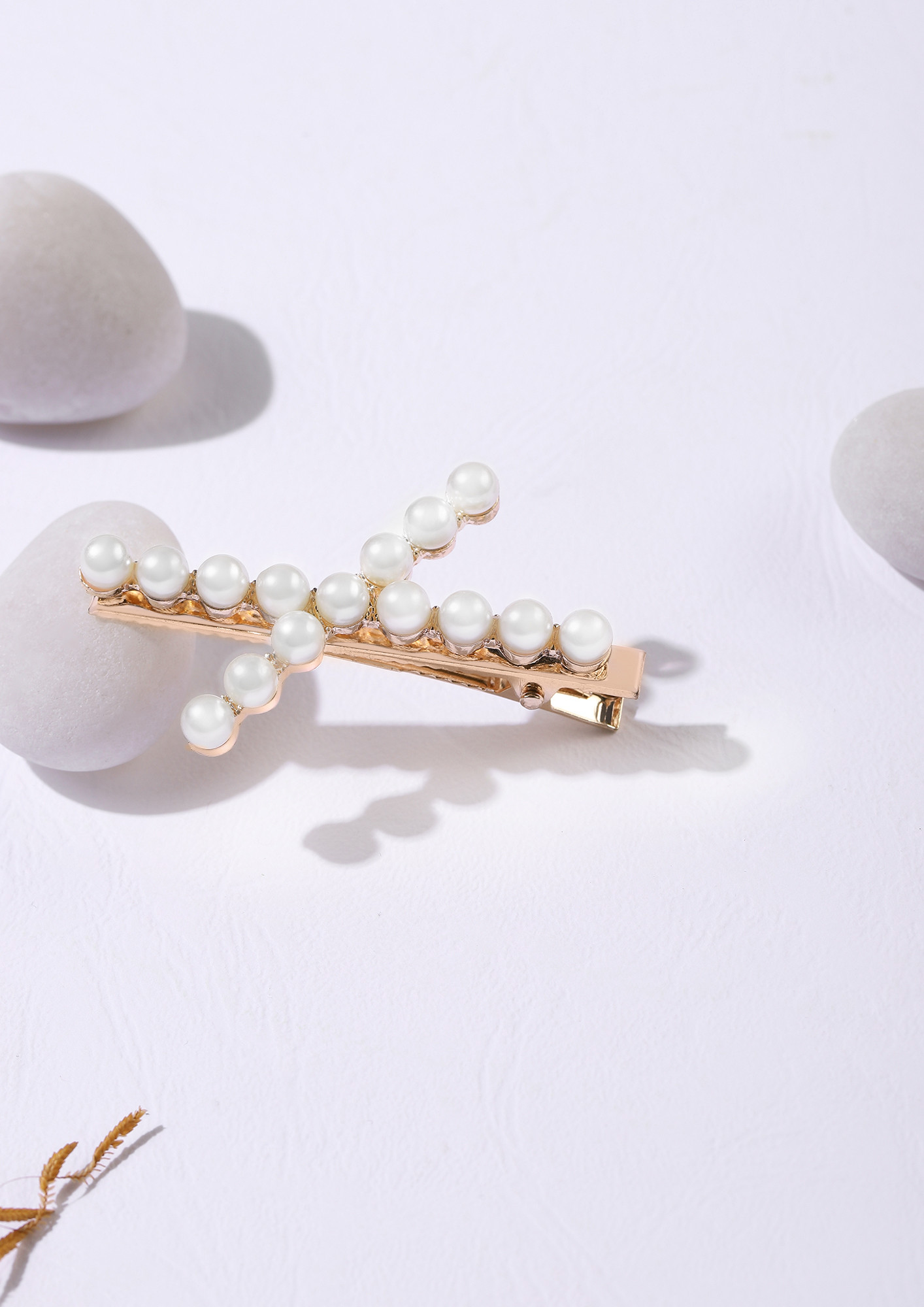 BABY YOU GOTTA PEARL IVORY HAIR CLIP
