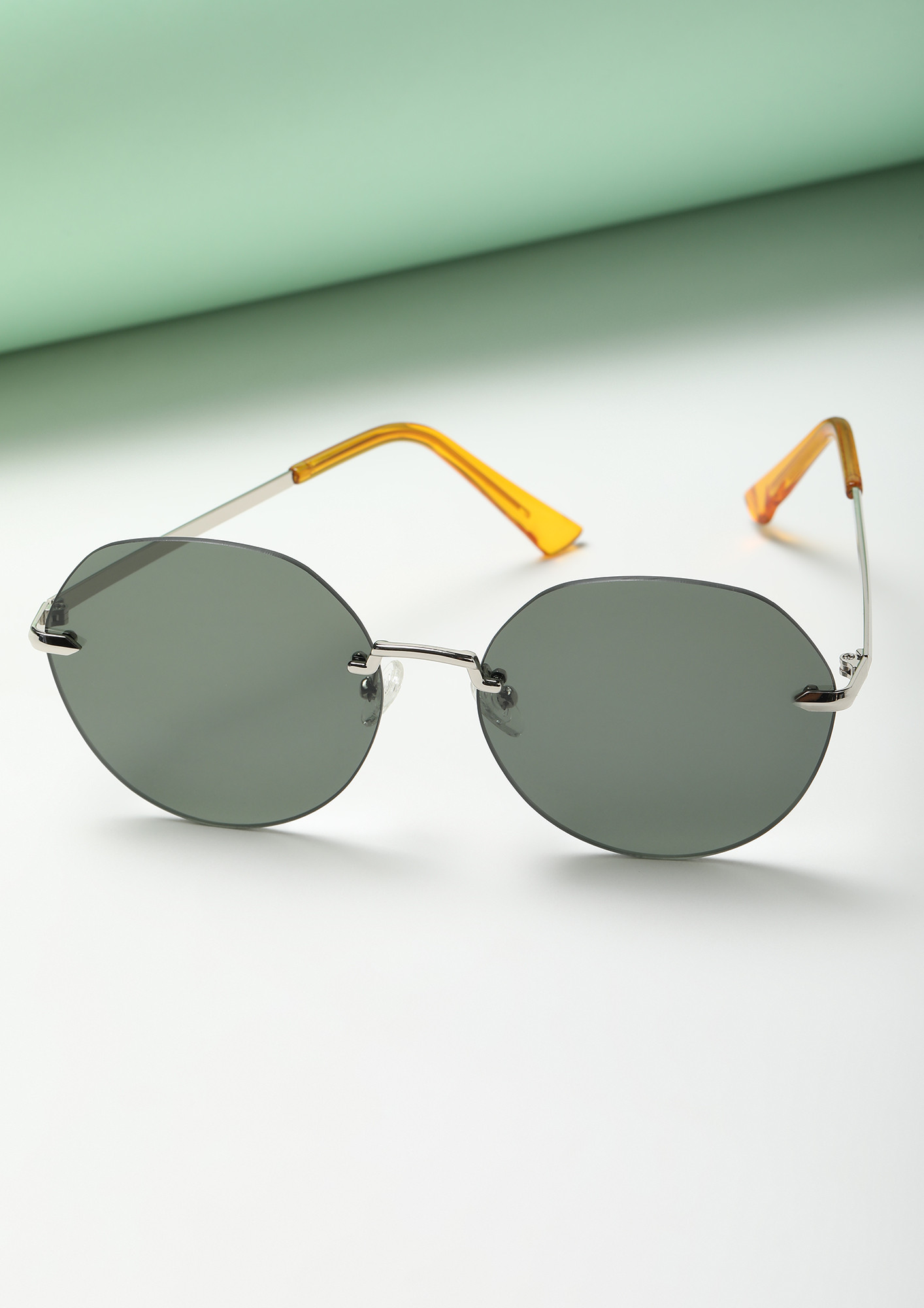 IN THE HOOD GREY ROUND SUNGLASSES