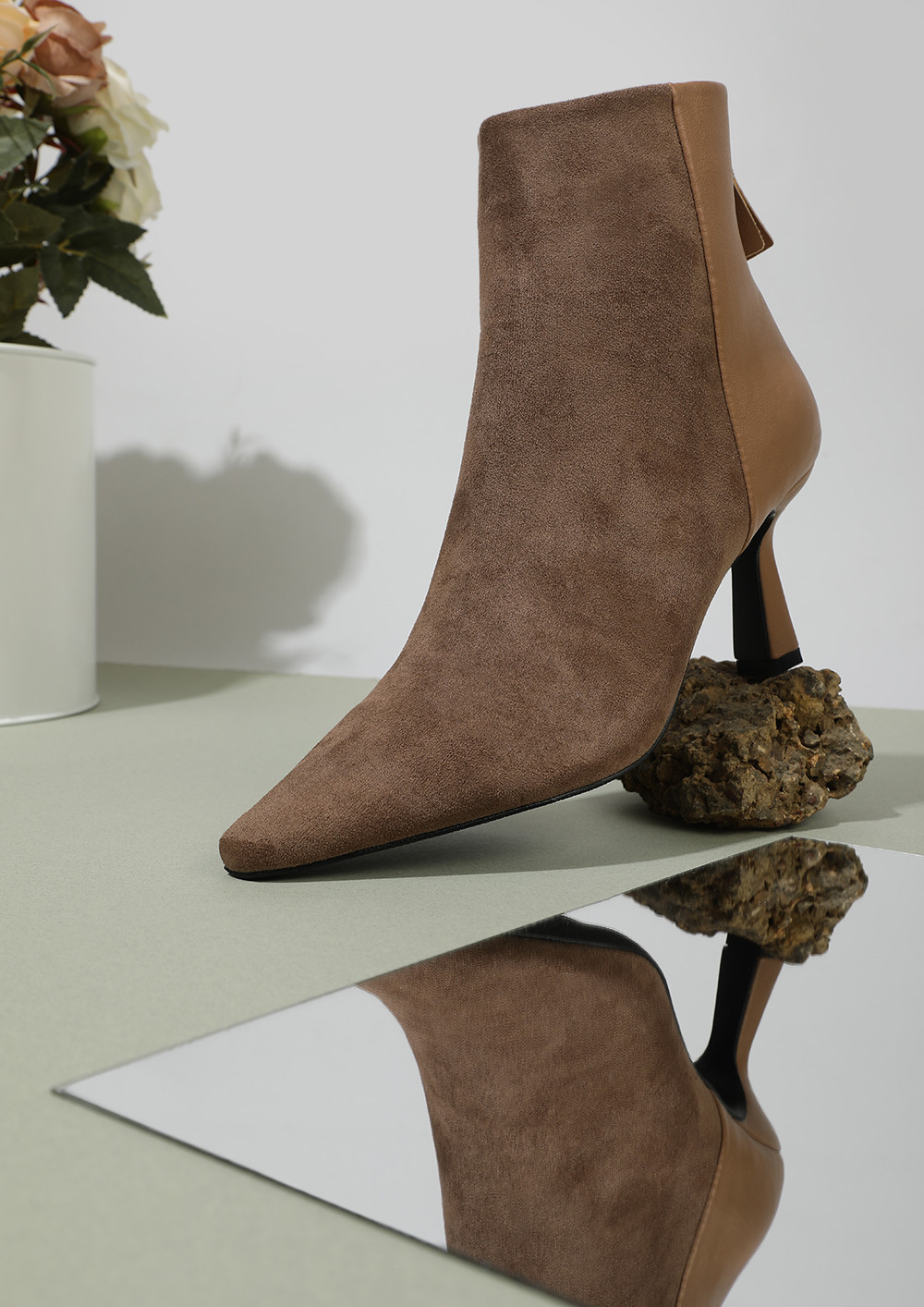 A DUAL APPROACH BROWN ANKLE BOOTS