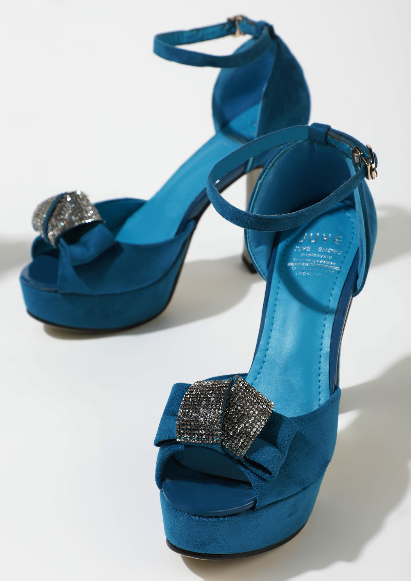 ON THE RISE BLUE PEEP TOES