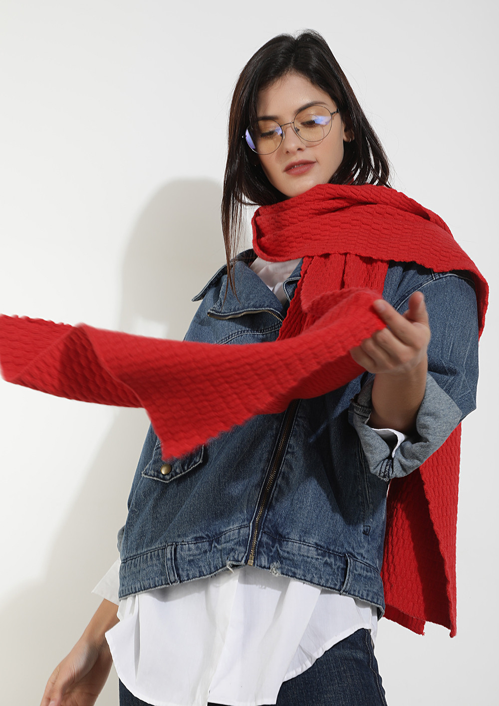 COSY AND DRESSY RED SCARF 