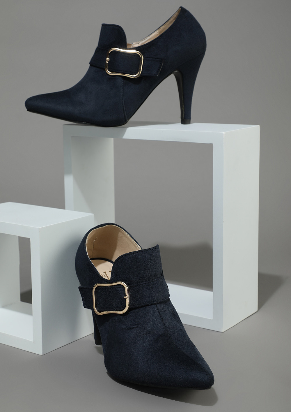 OFFICIALLY TEMPTING NAVY HEELED SHOES
