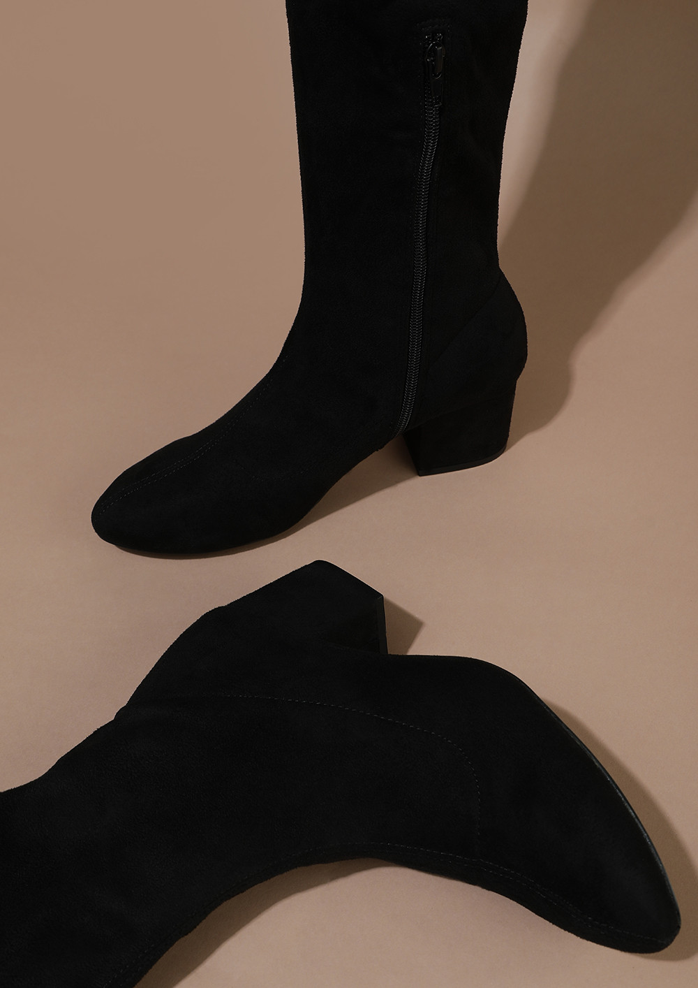 STOMPING AROUND THE TOWN BLACK CALF-LENGTH BOOTS