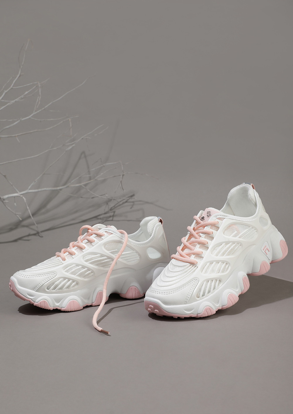 ON THE RUN PINK LACES WHITE CHUNKY SNEAKERS