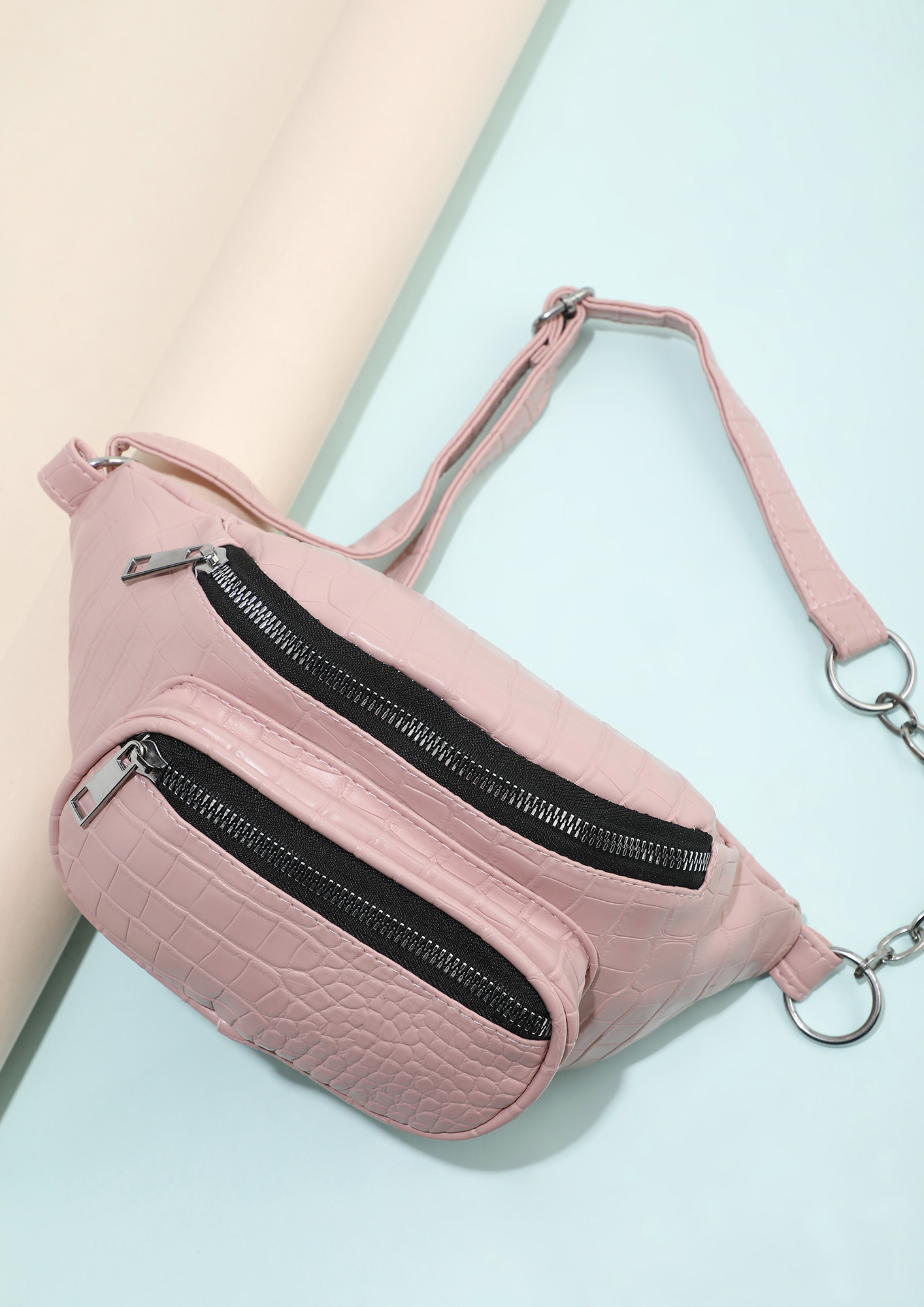 DELICATE CHOICES PINK SLING BAG