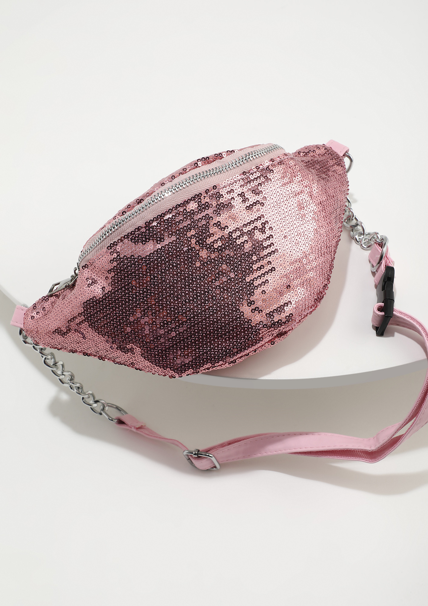 WRAP AROUND THE TREND PINK SLING BAG