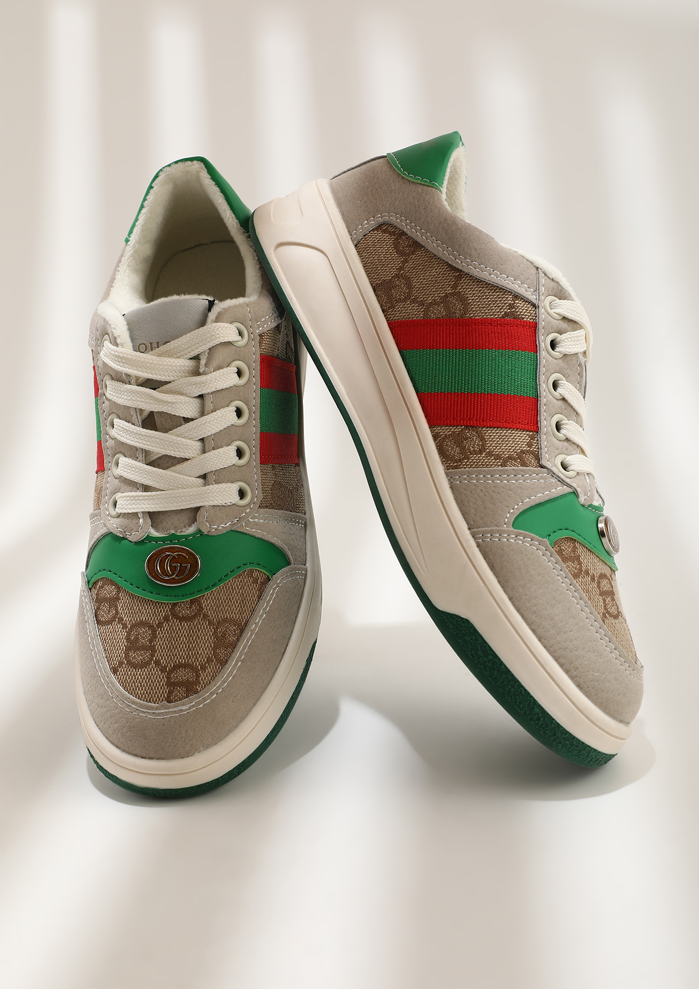 STRIPE UP GREEN CASUAL SHOES